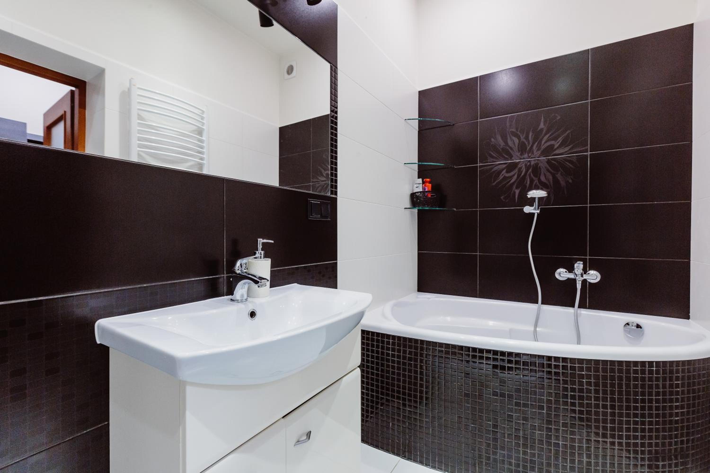 Kings City - Old Town Apartment