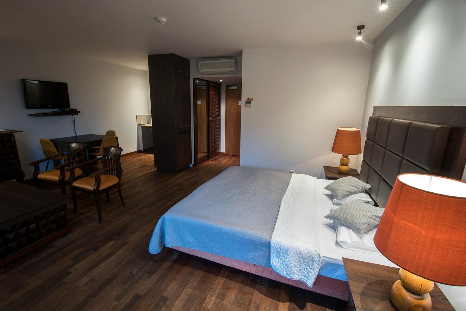 Apartamenty Lola