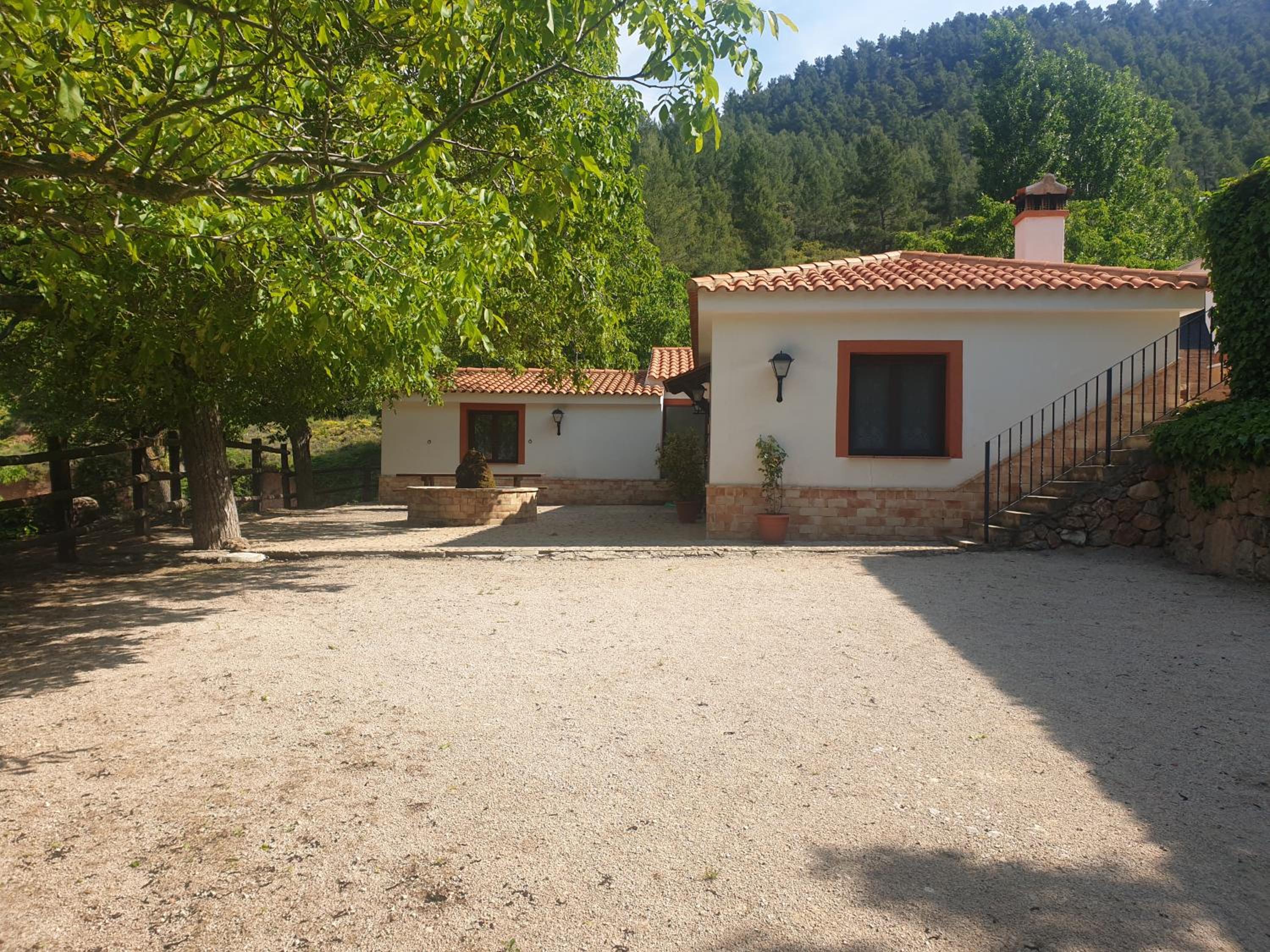 Casa Rural Los Nogales view 2