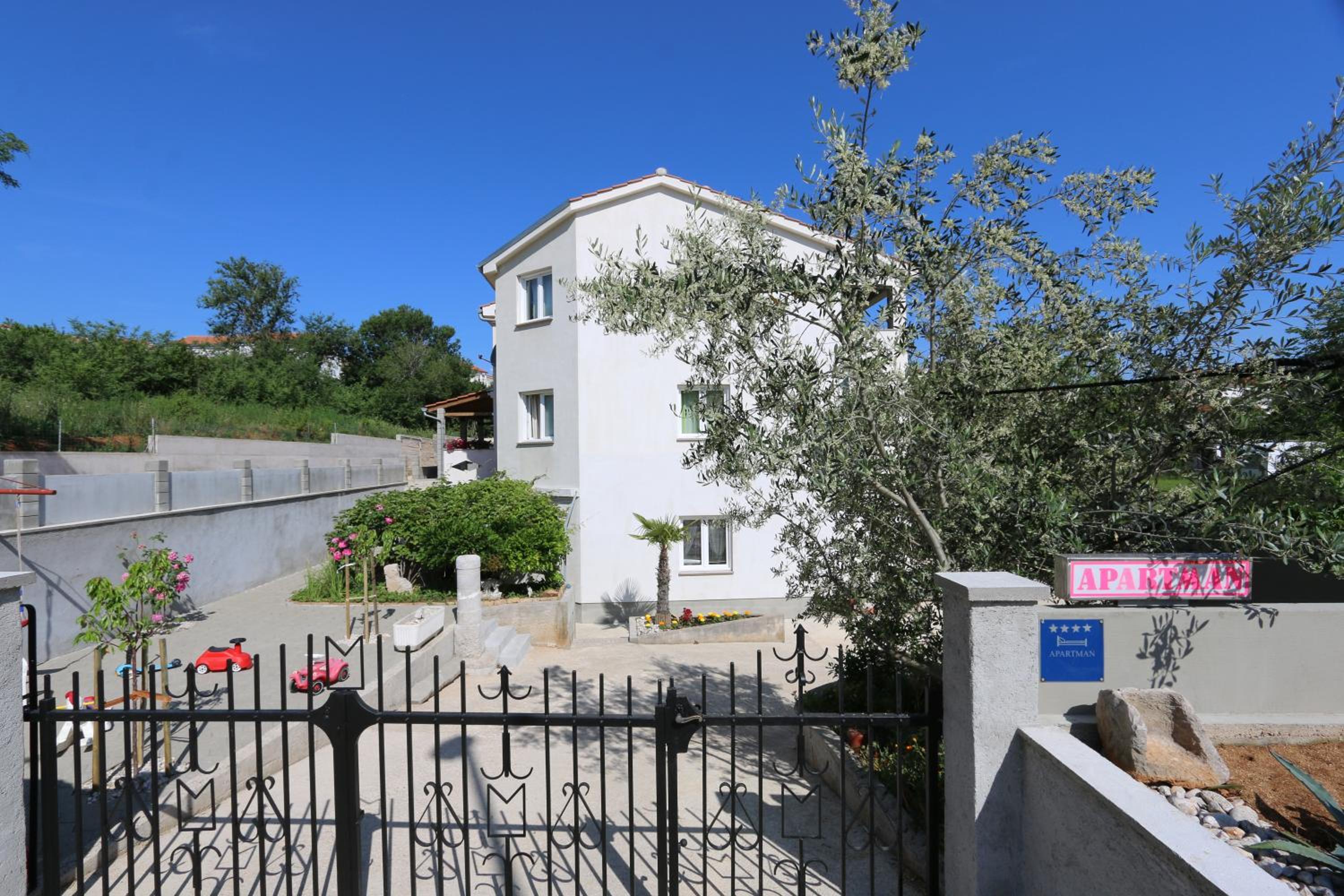 Apartments Mirjana view 2