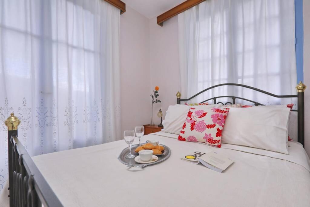 Alexandras Traditional House in Skopelos Centre photo 2