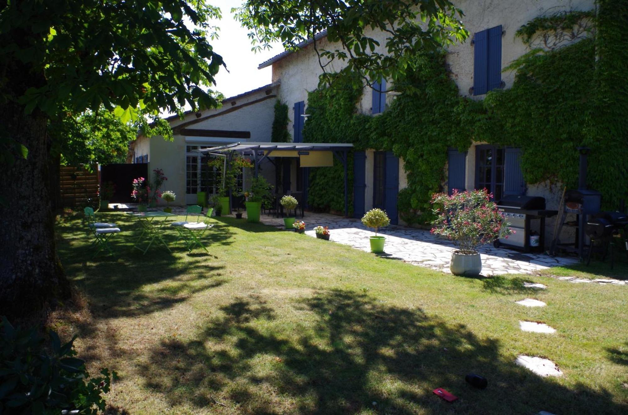 Photo 33