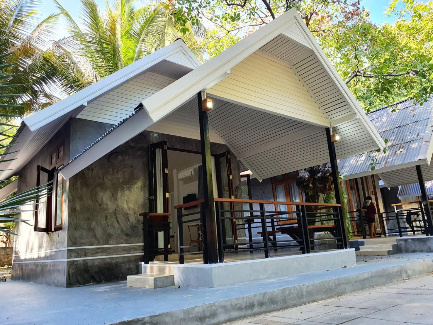 Pakmeng Resort