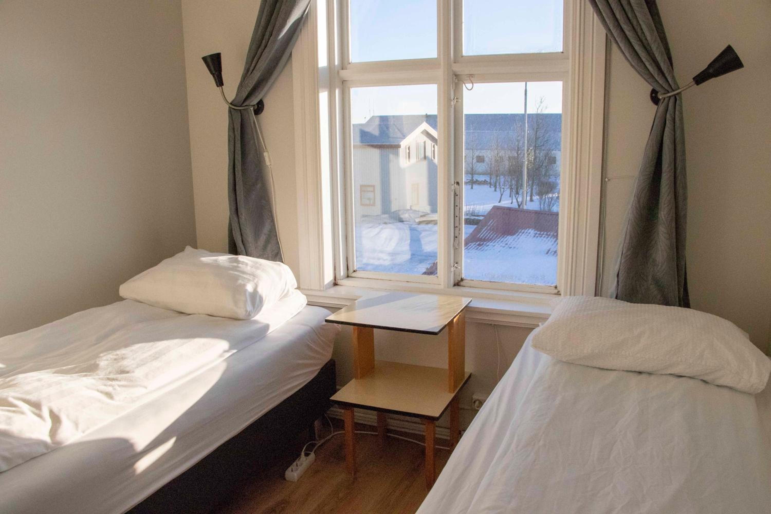 1908 Hostel by Tröll view 3