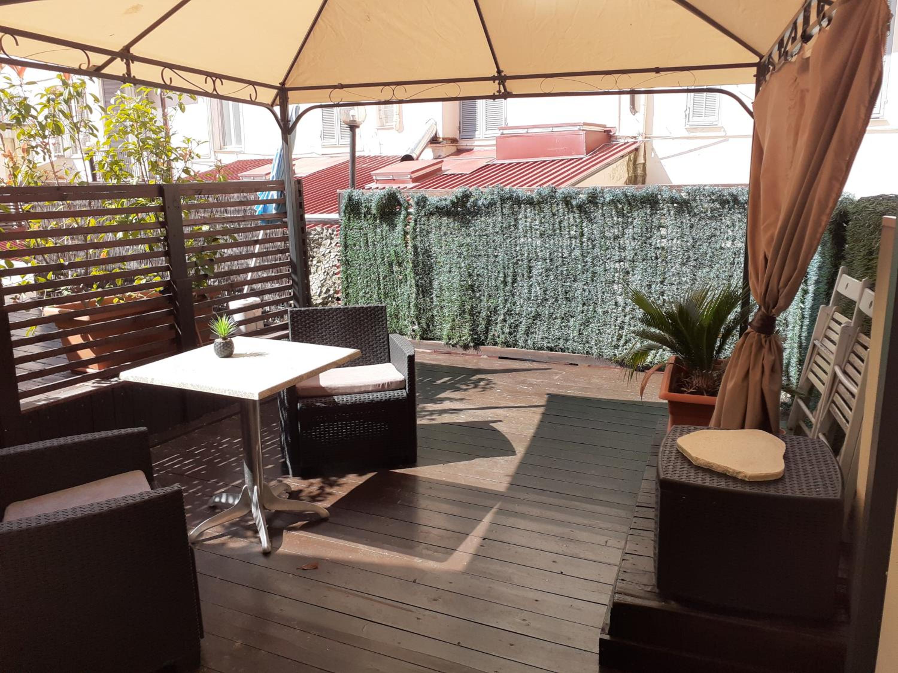 Locanda Sapori en Sanremo — balance & terrace