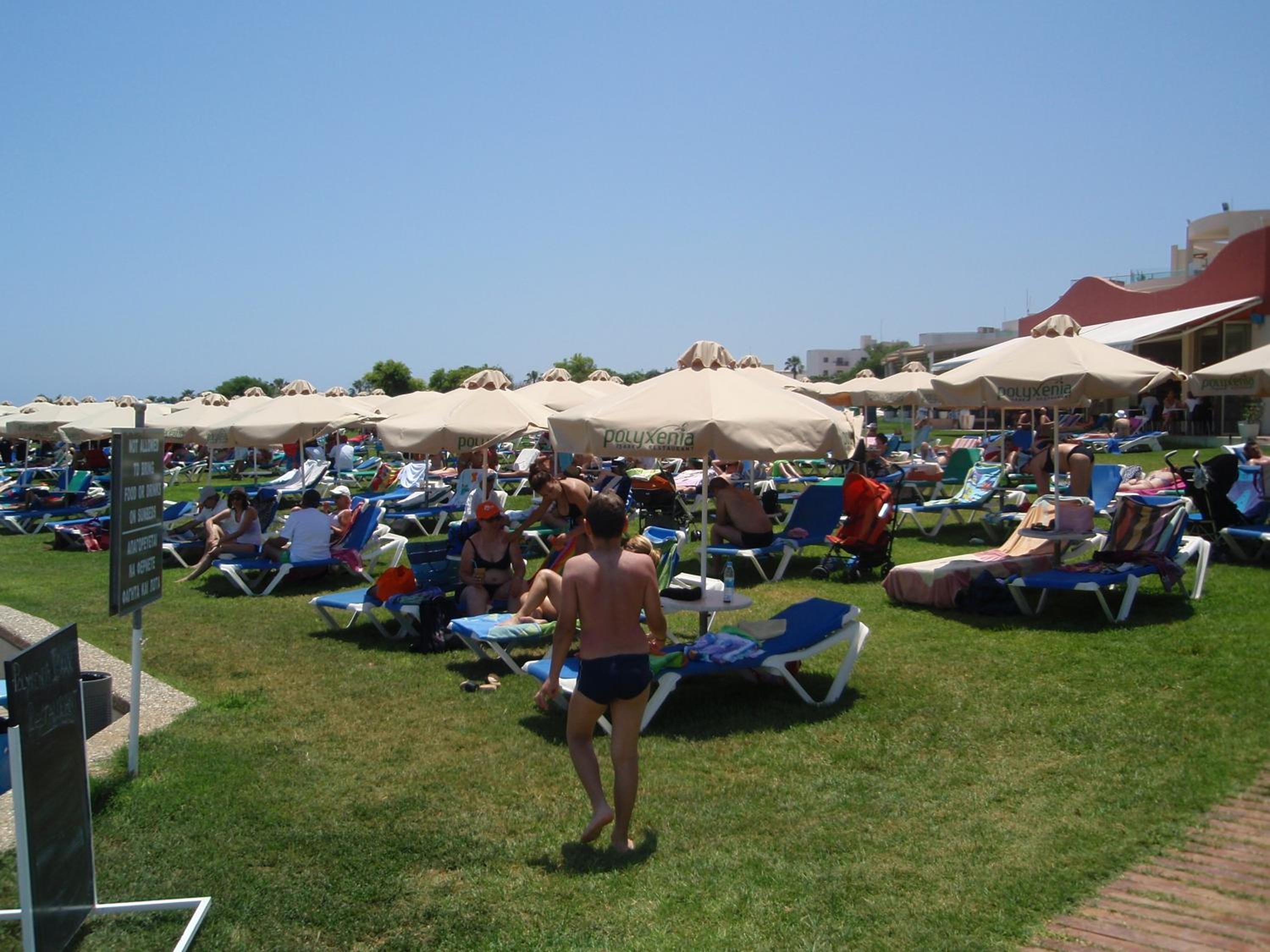 Polyxenia Isaak Luxury Villas and Apartments