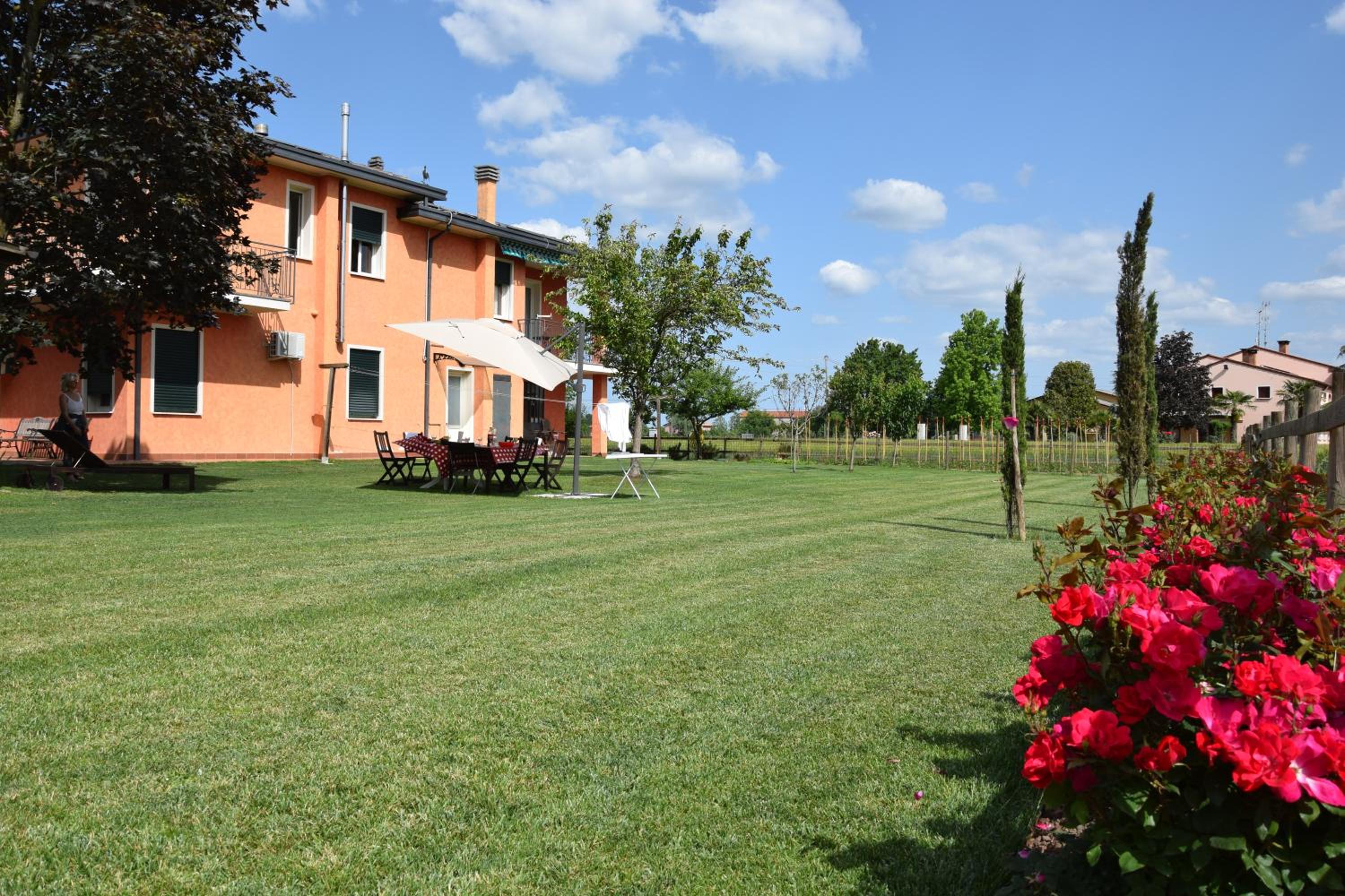 GINEVRA'S COUNTRY HOME view 4