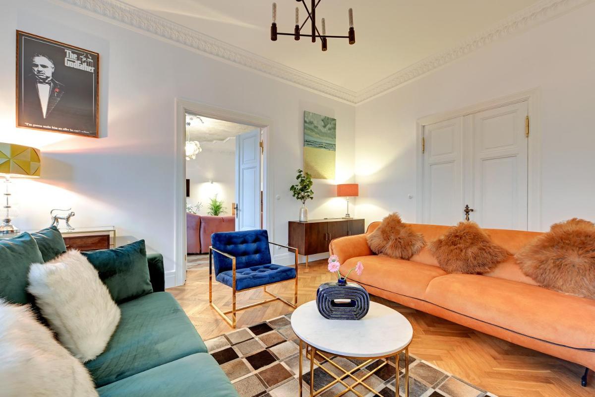 BLUE MANDARIN Premium II view 3