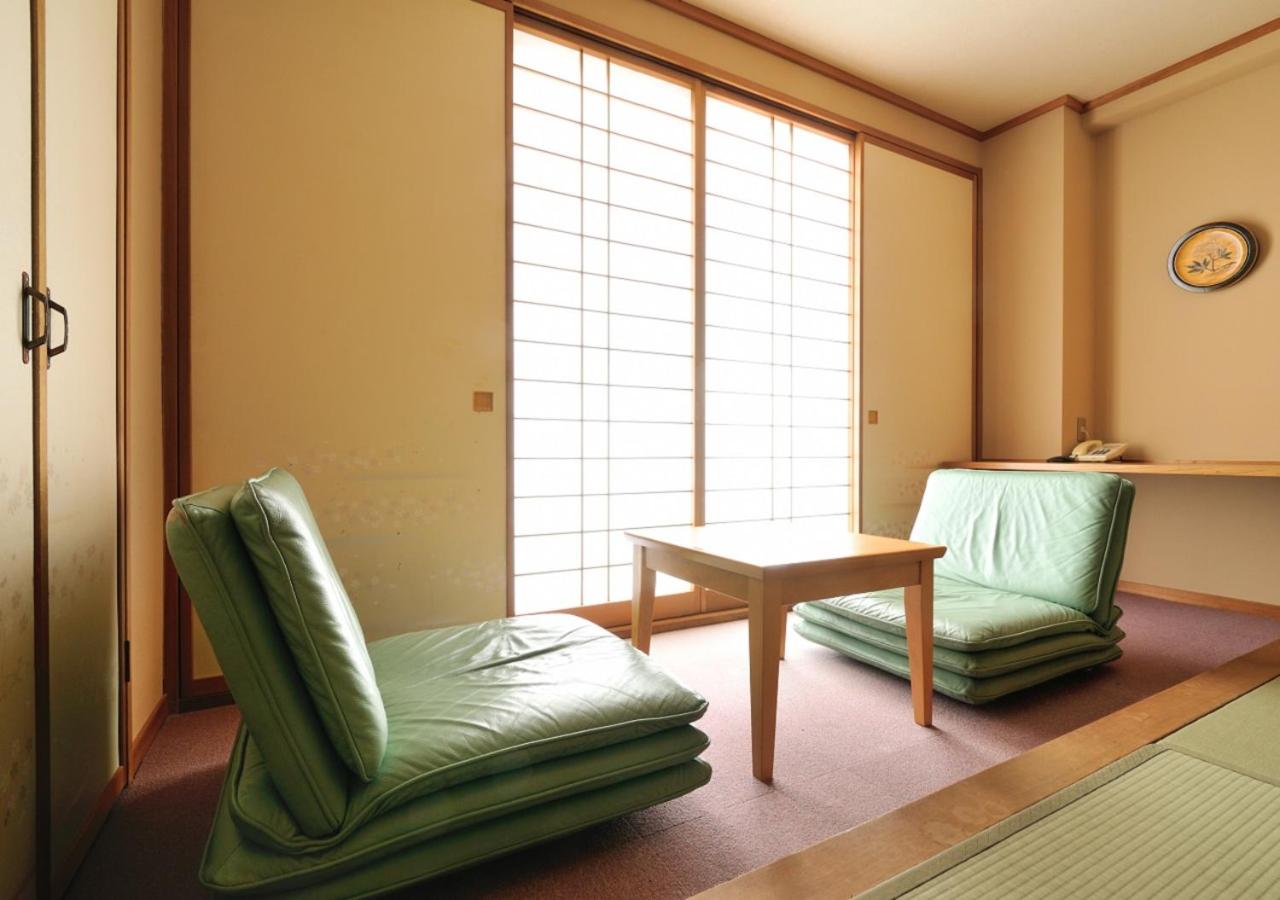 Uematsuya