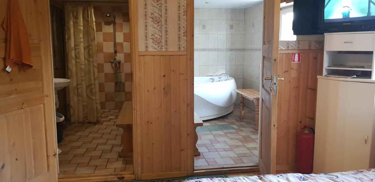 Photo 13