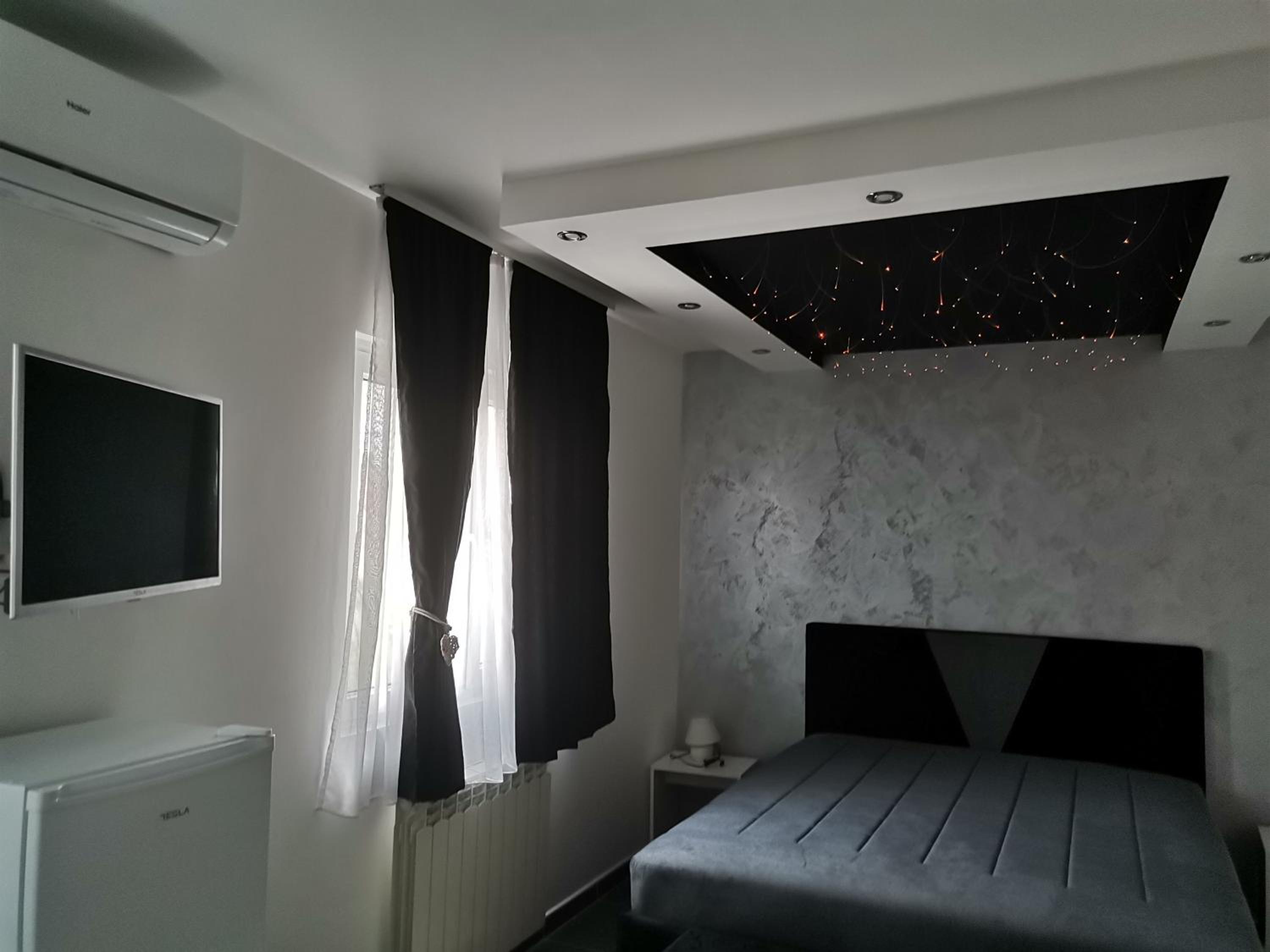 Airport Apartments — photo 33