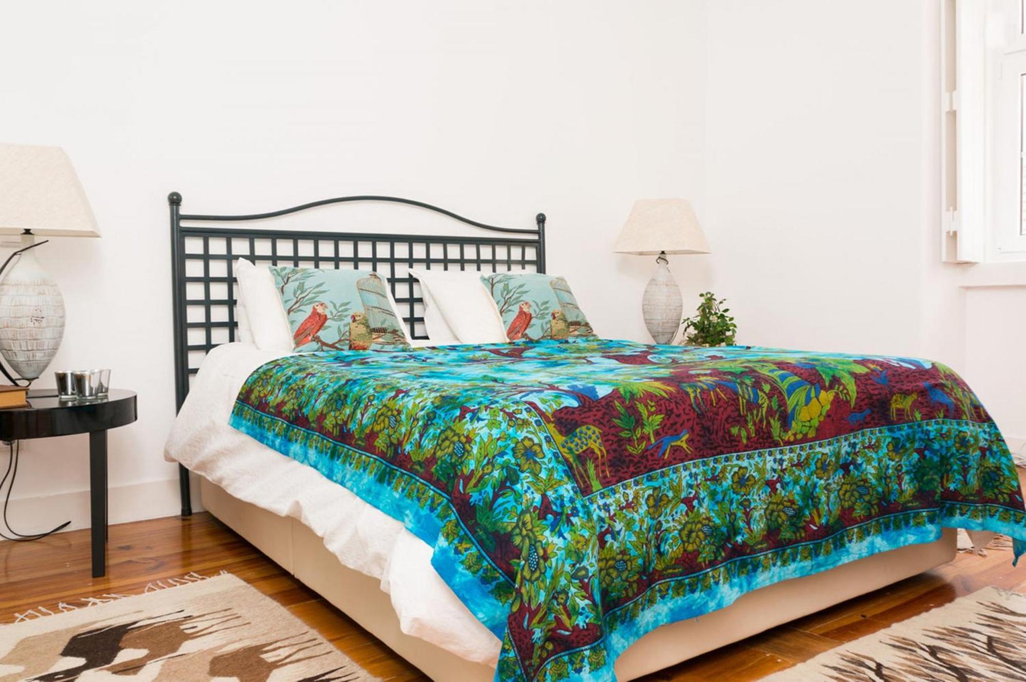 Stylish Lisbon Apartment in Alfama w/ Heating