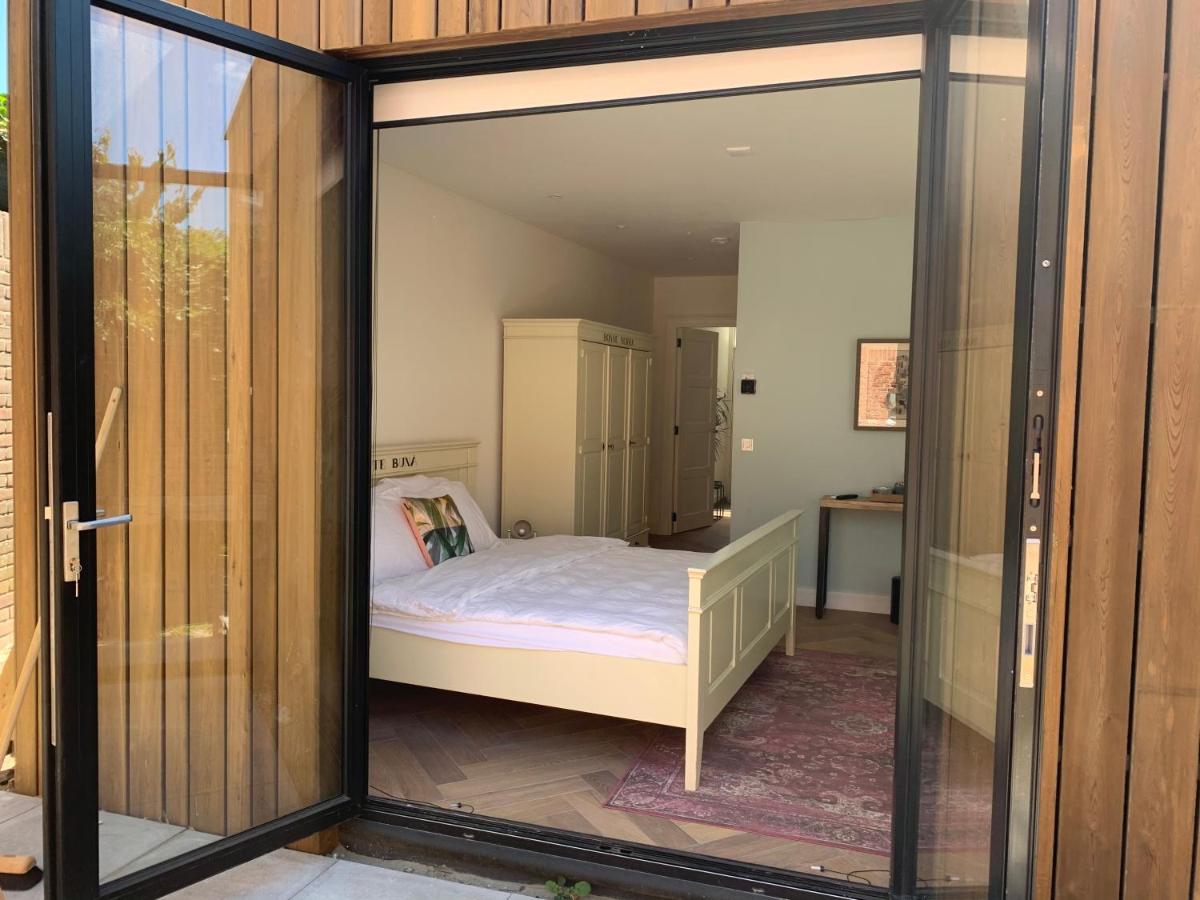 Charming private guesthouse Air by the Beach view 4
