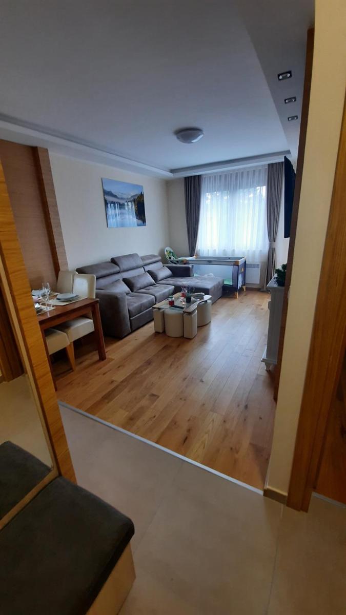 Holiday Spa Lux Apartment view 4