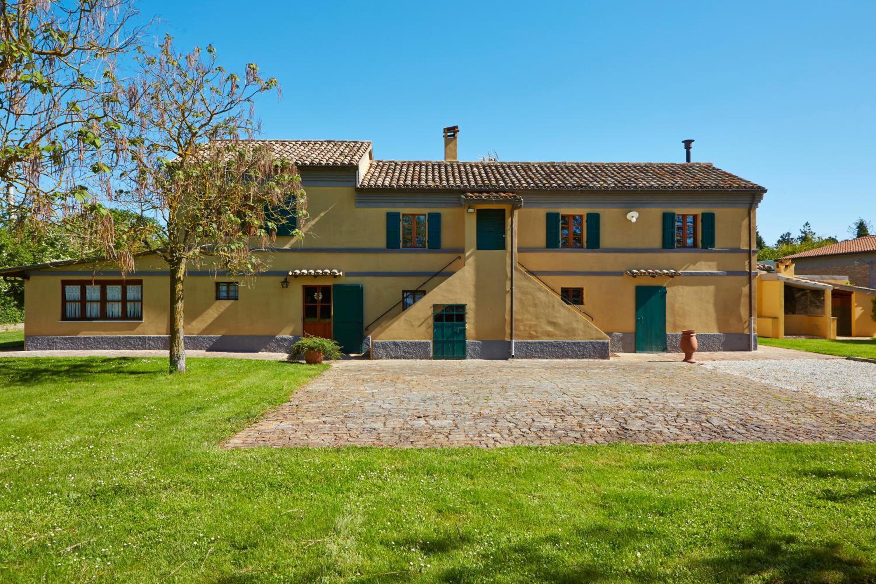 Casale Cenerelli photo 2