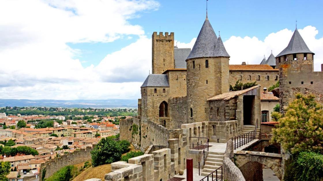 Le village-hôtes view 4