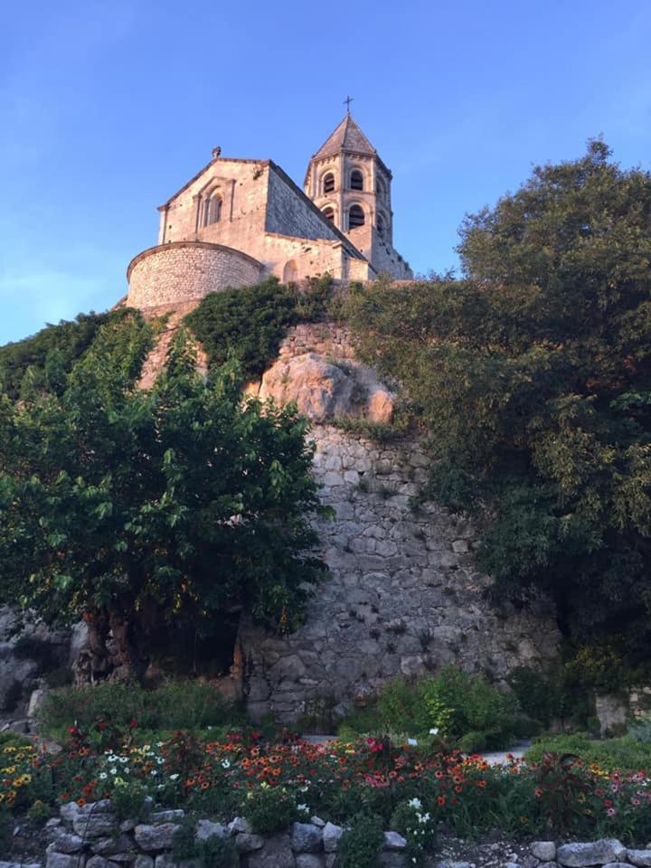 Photo 26
