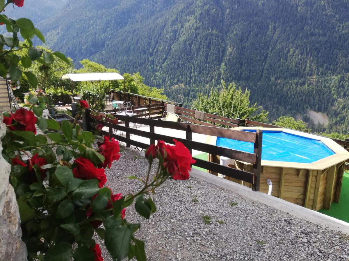 Les Balcons du Molliebon view 2