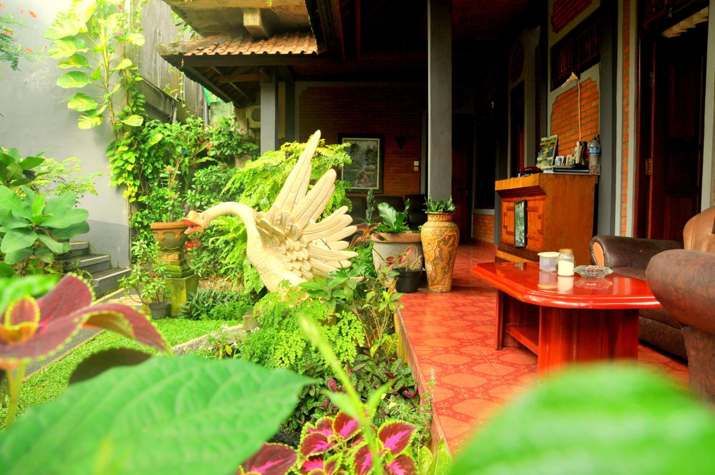 Candra Asri Bungalow! Free Early Check In!