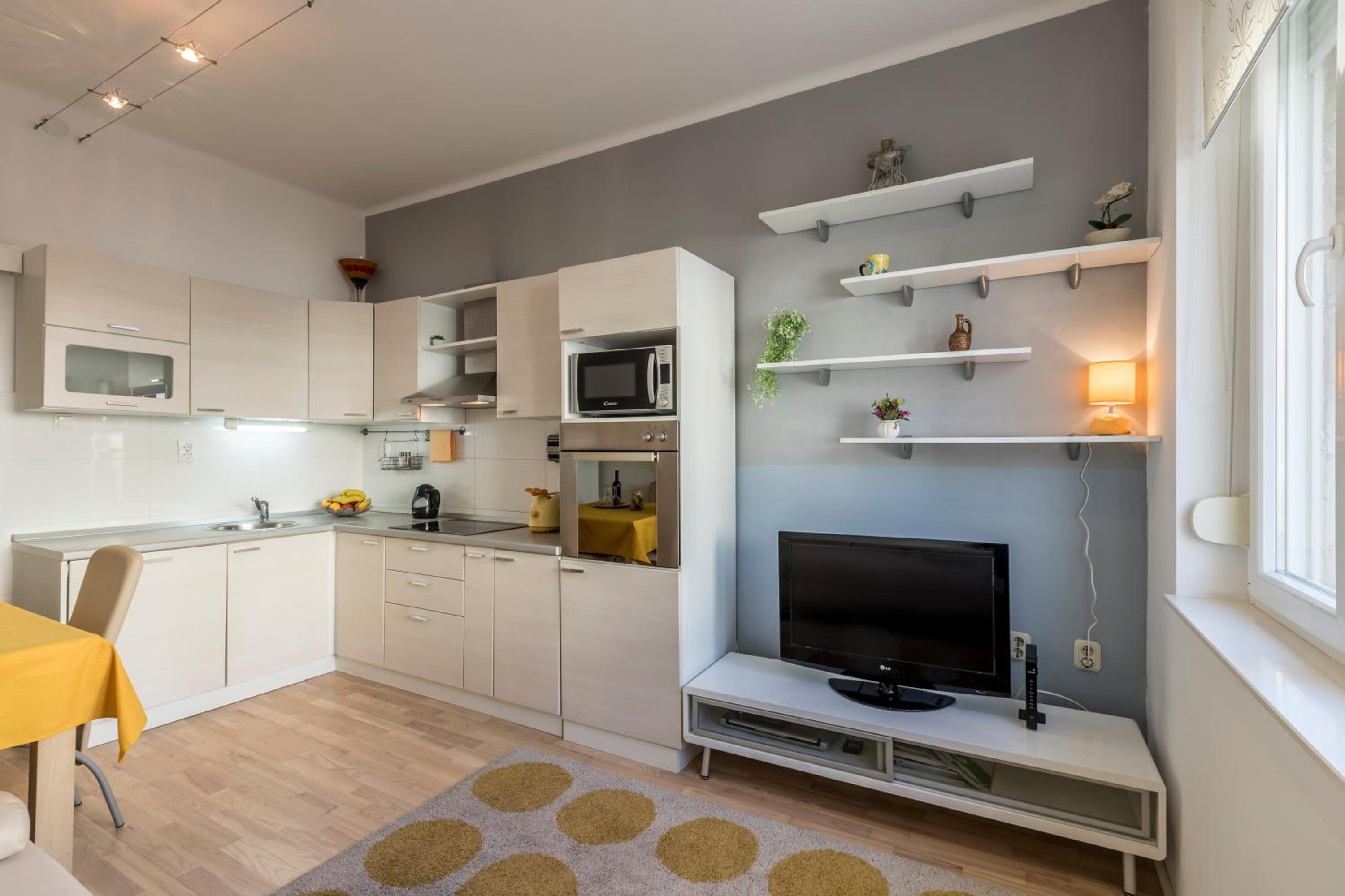 Vito apartment view 2