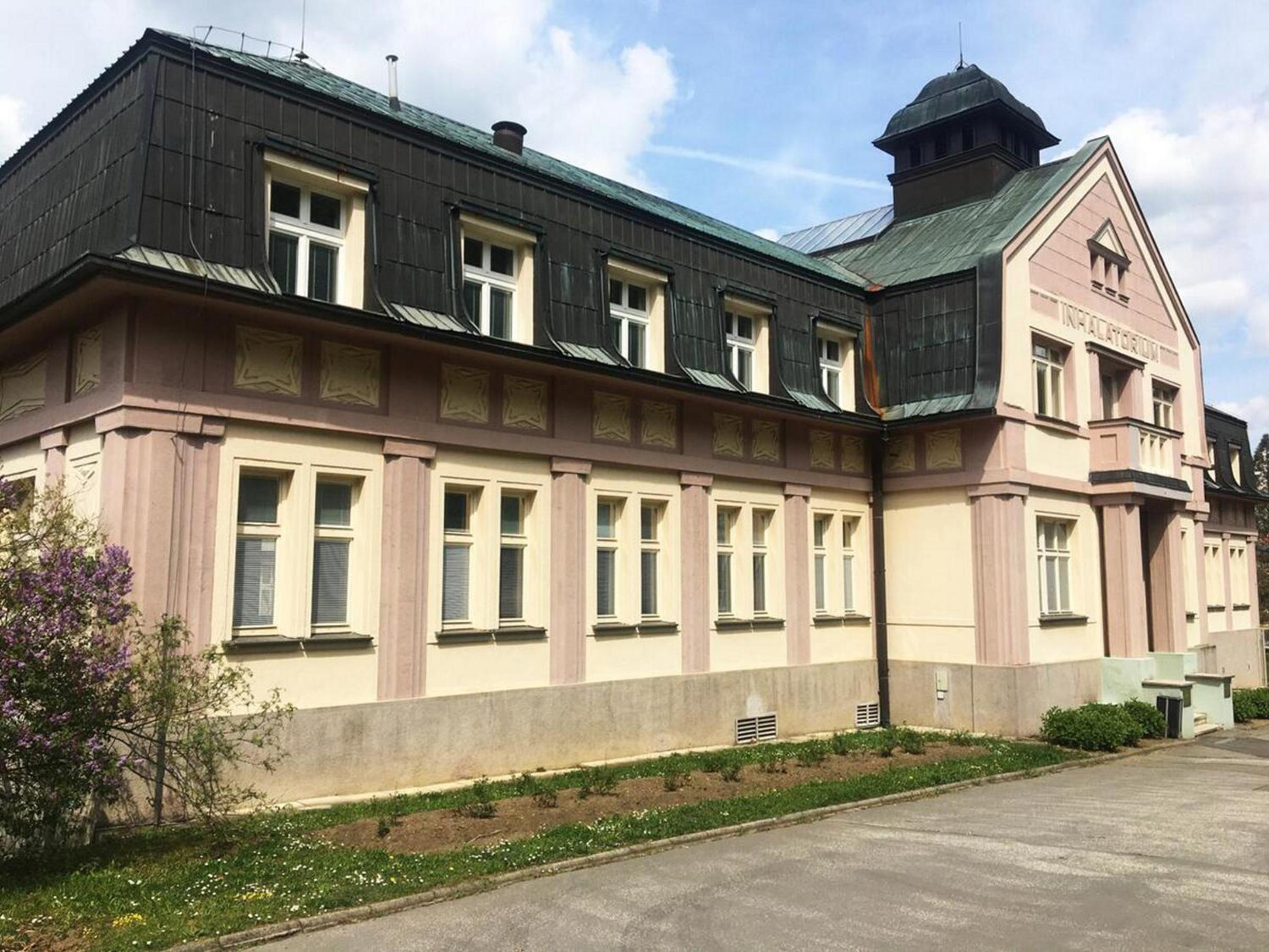 Photo 33