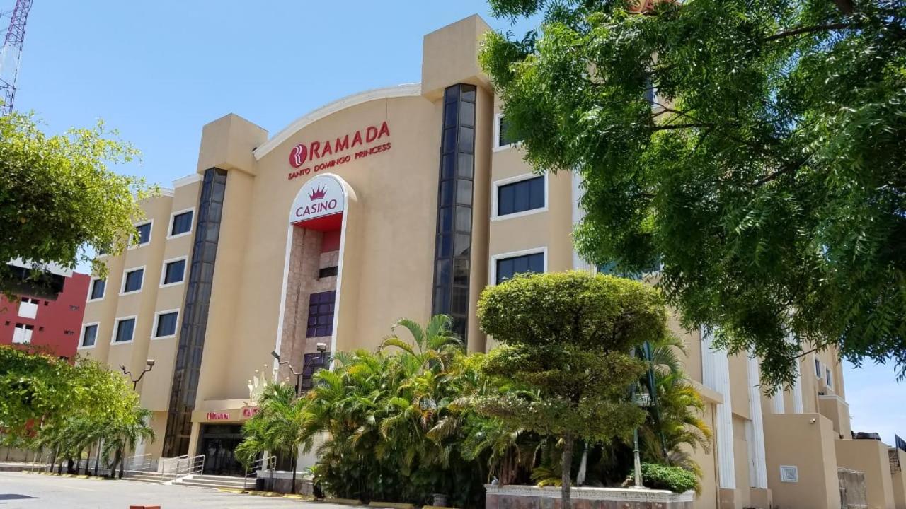 Hotel Ramada by Wyndham Princess Santo Domingo - Image 1