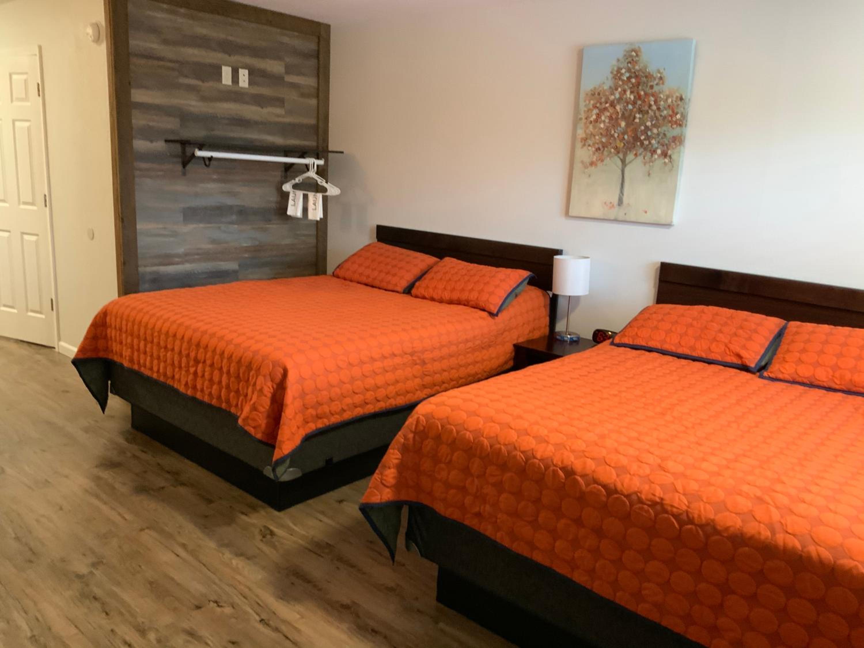 Rockerville Lodge & Cabins