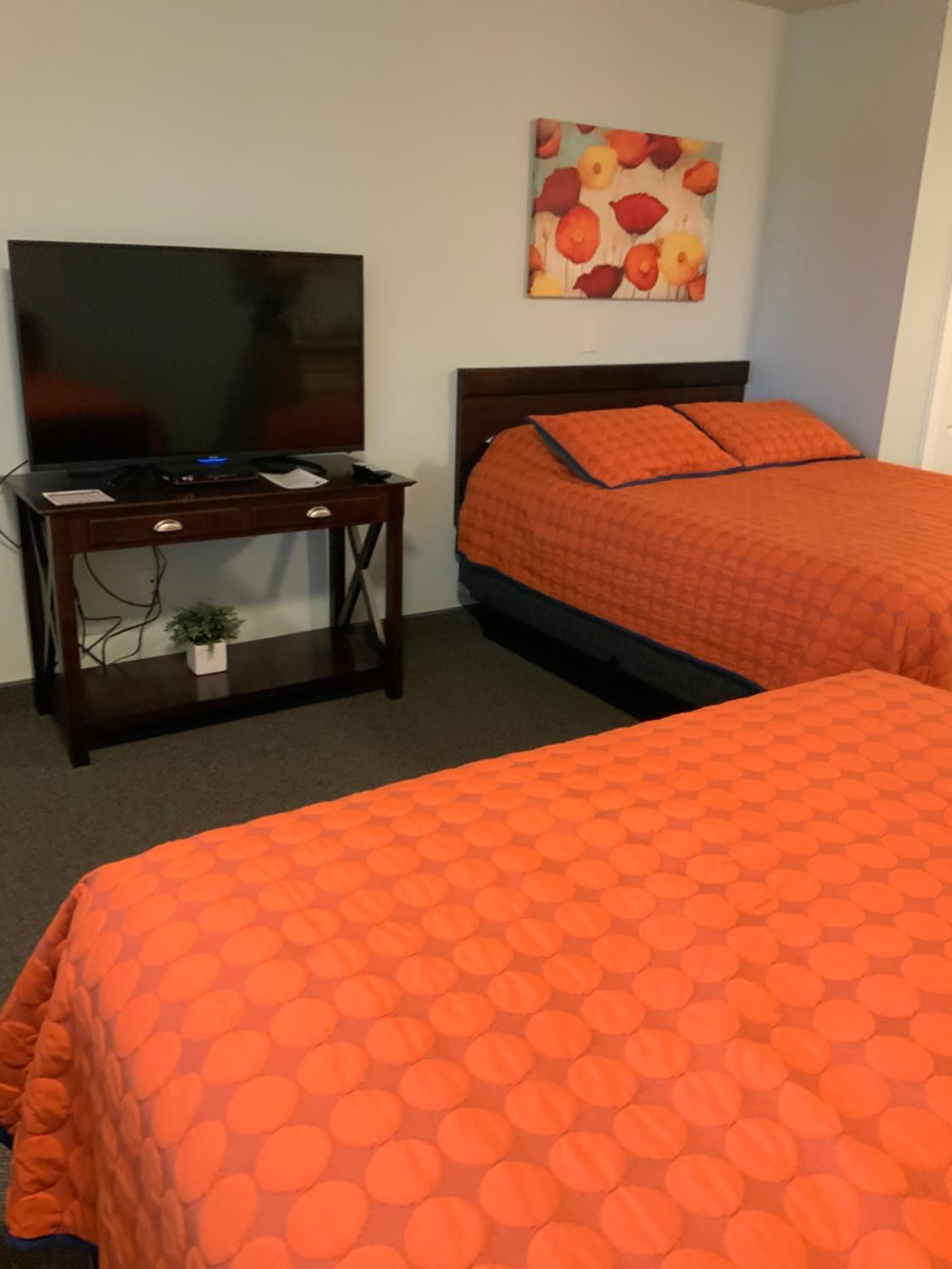 Rockerville Lodge & Cabins