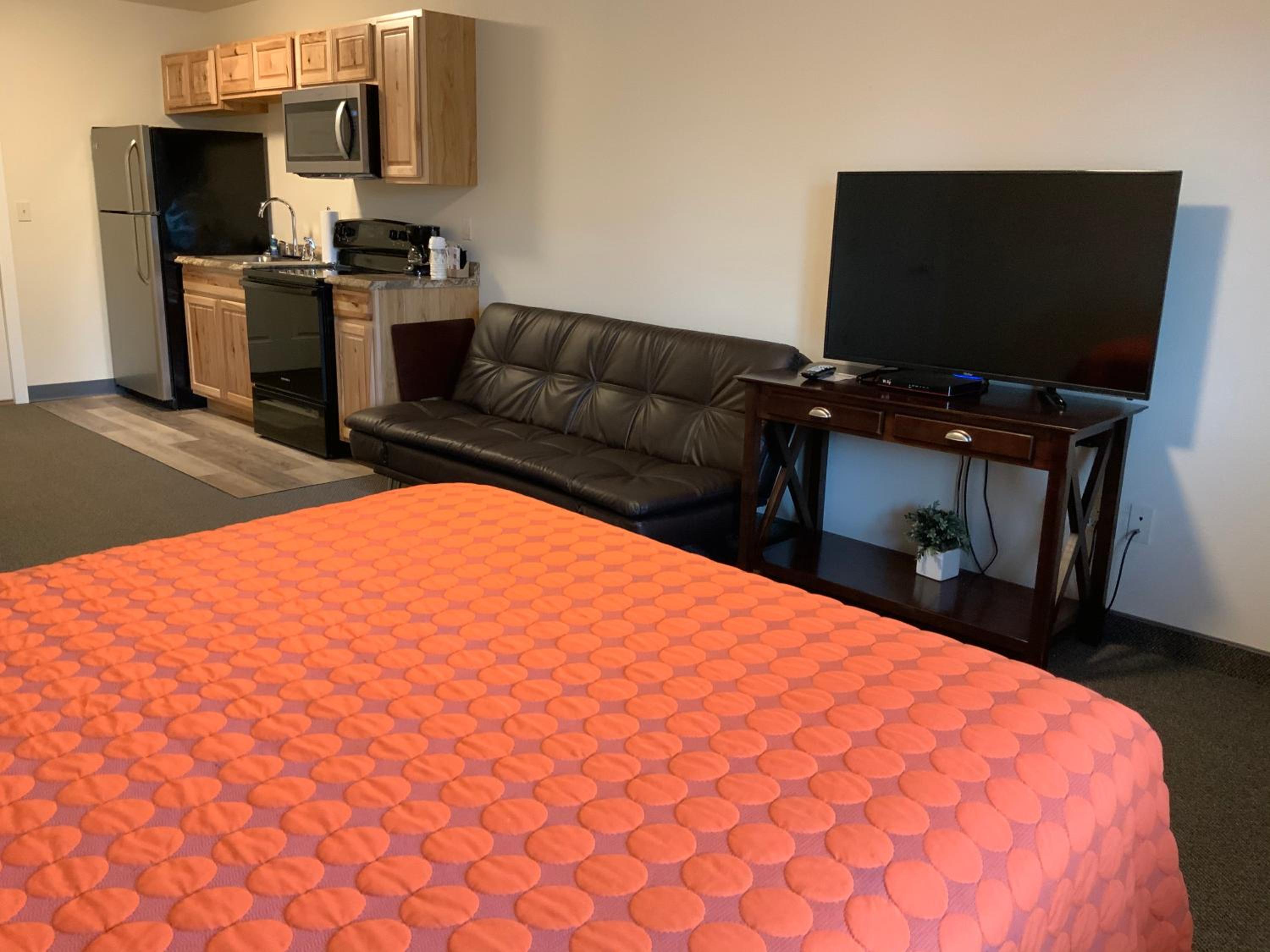 Rockerville Lodge & Cabins