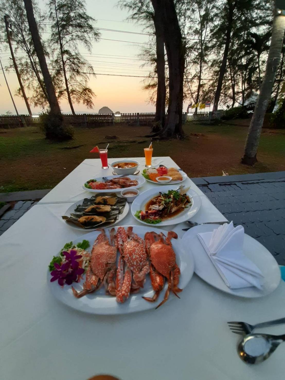 Pakmeng Resort