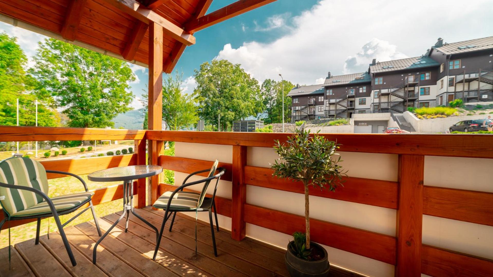 Apartamenty EverySky - Myśliwska view 2