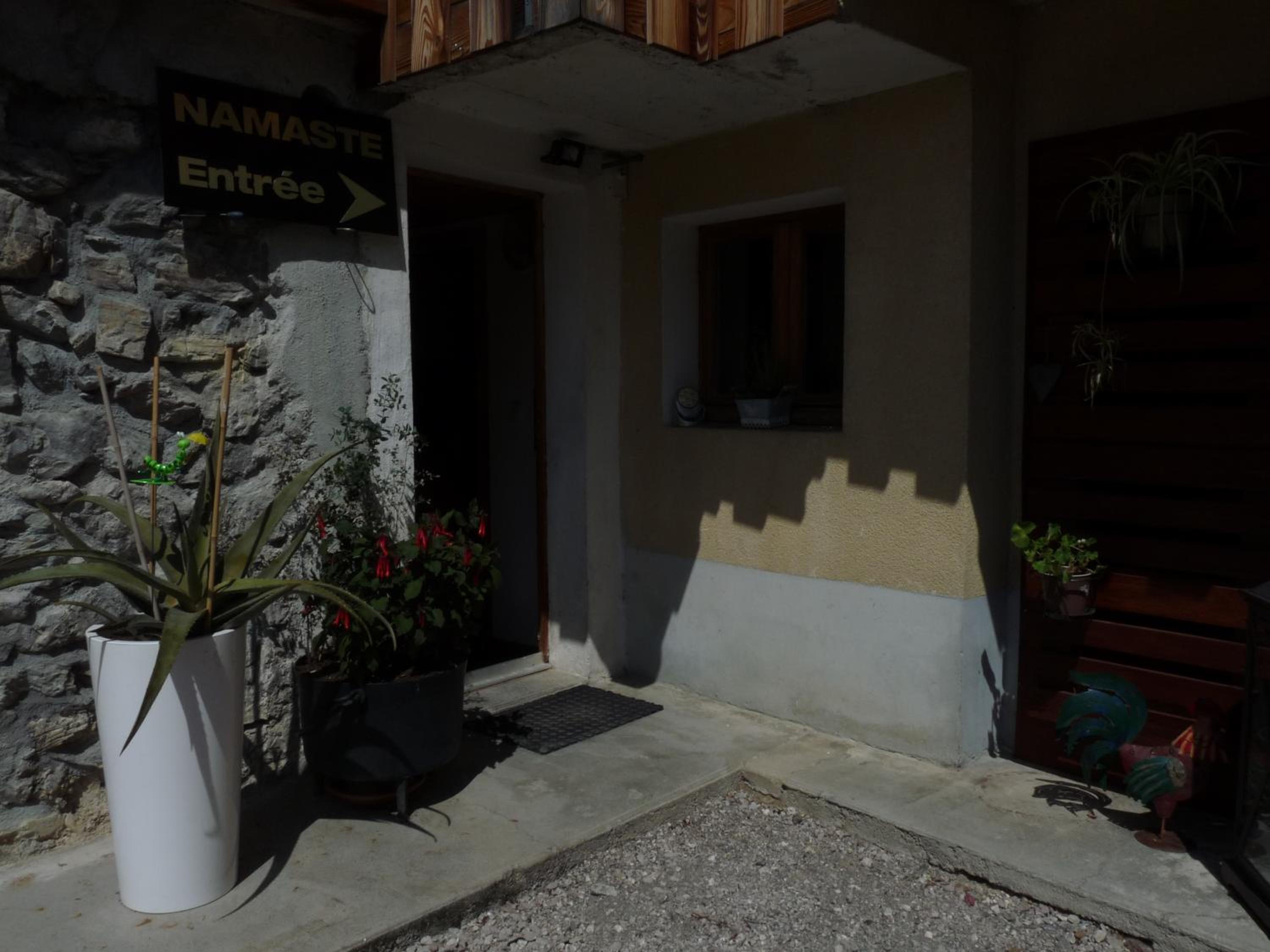 Photo 6