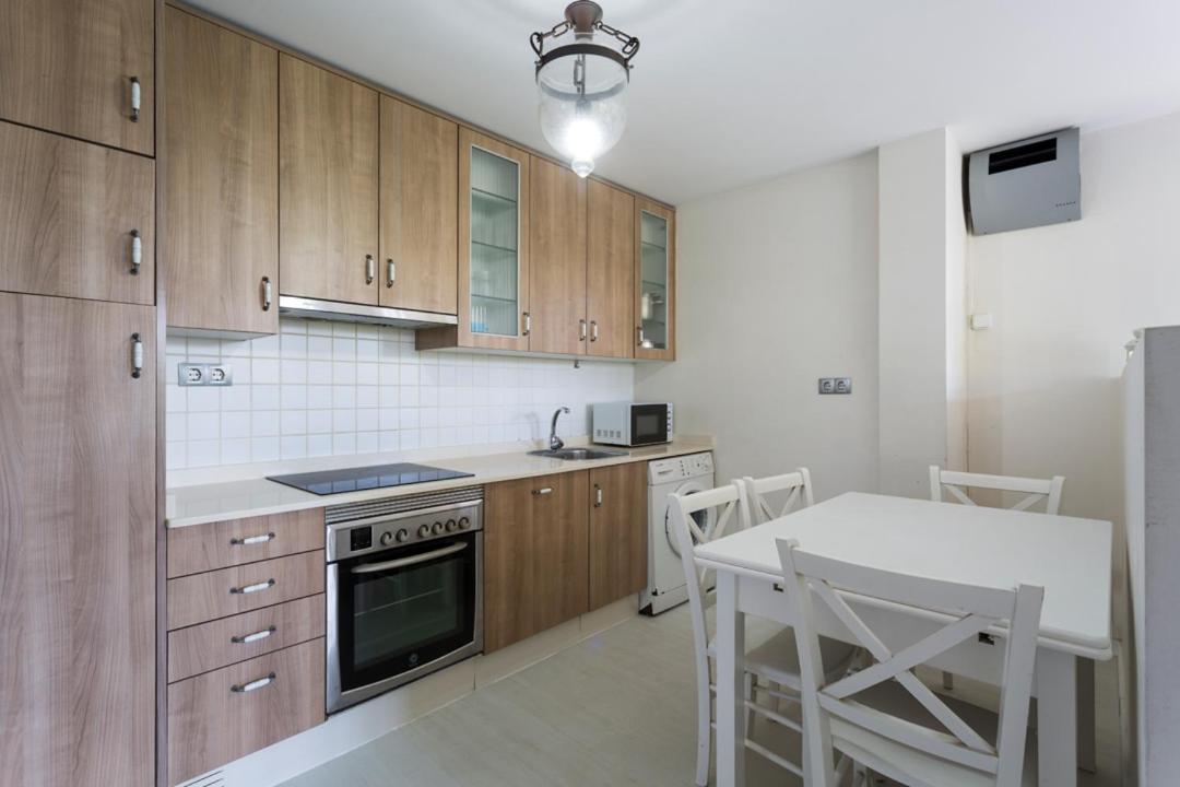 Housingcoruña Apartamento Playa Miño 01