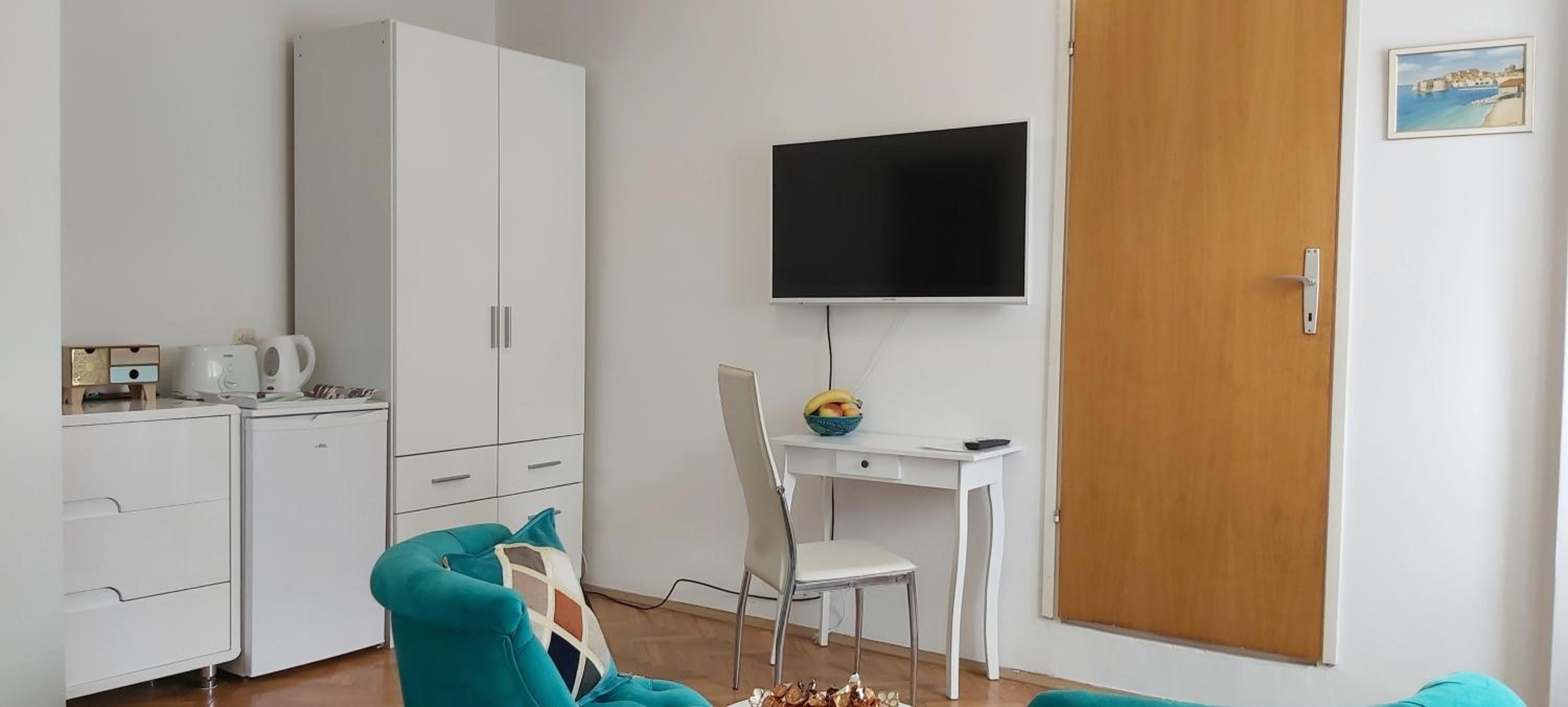 Adria Apartments and Rooms