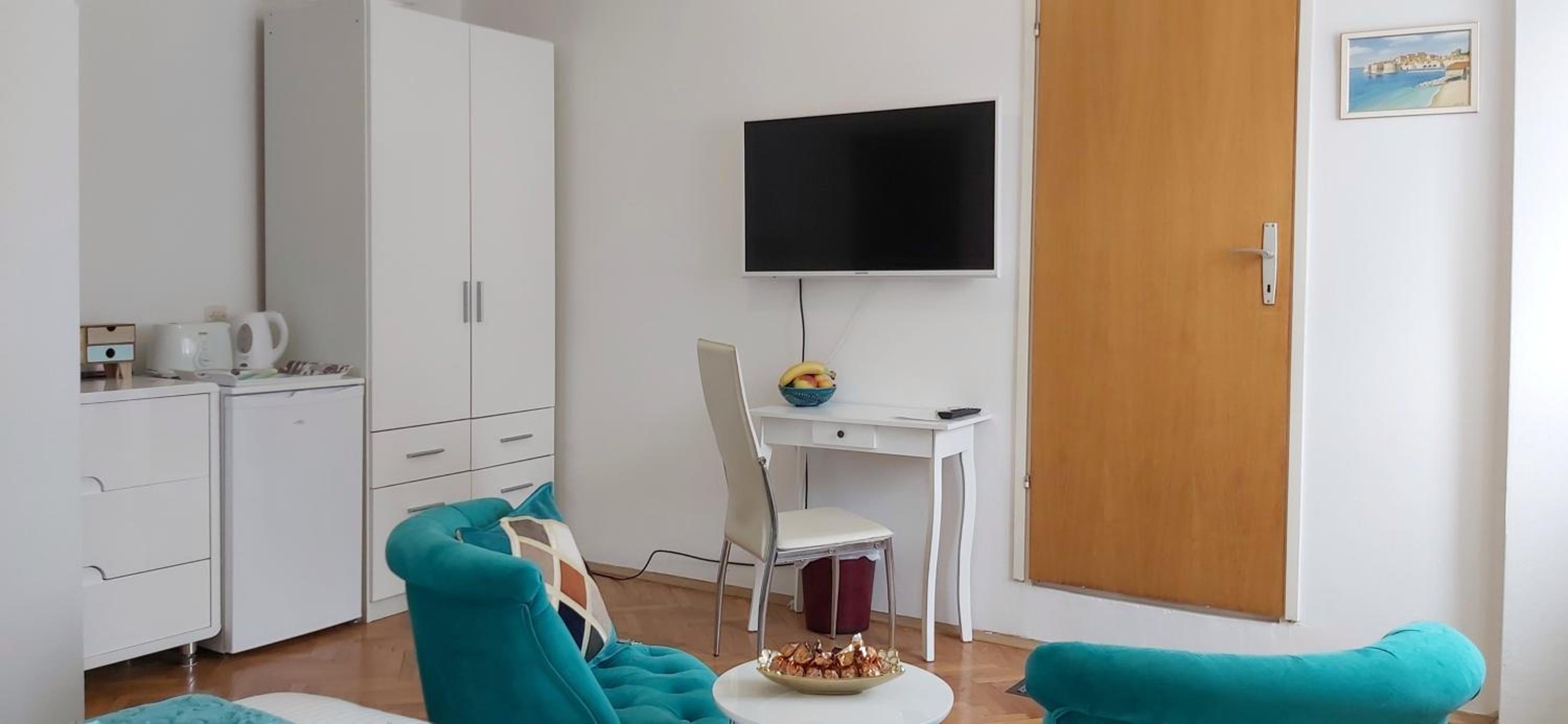 Adria Apartments and Rooms