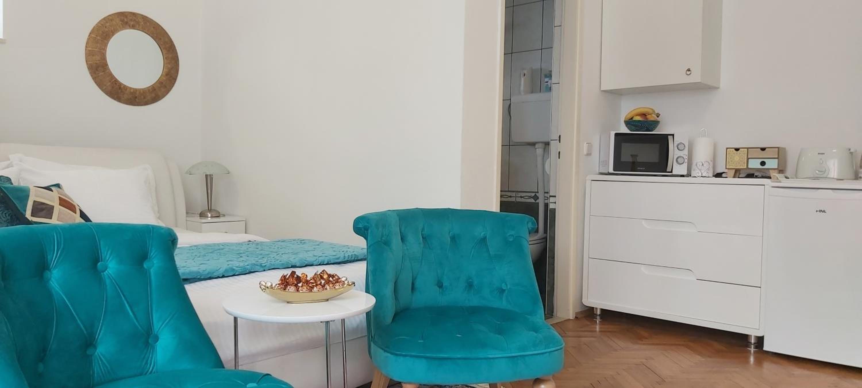Adria Apartments and Rooms