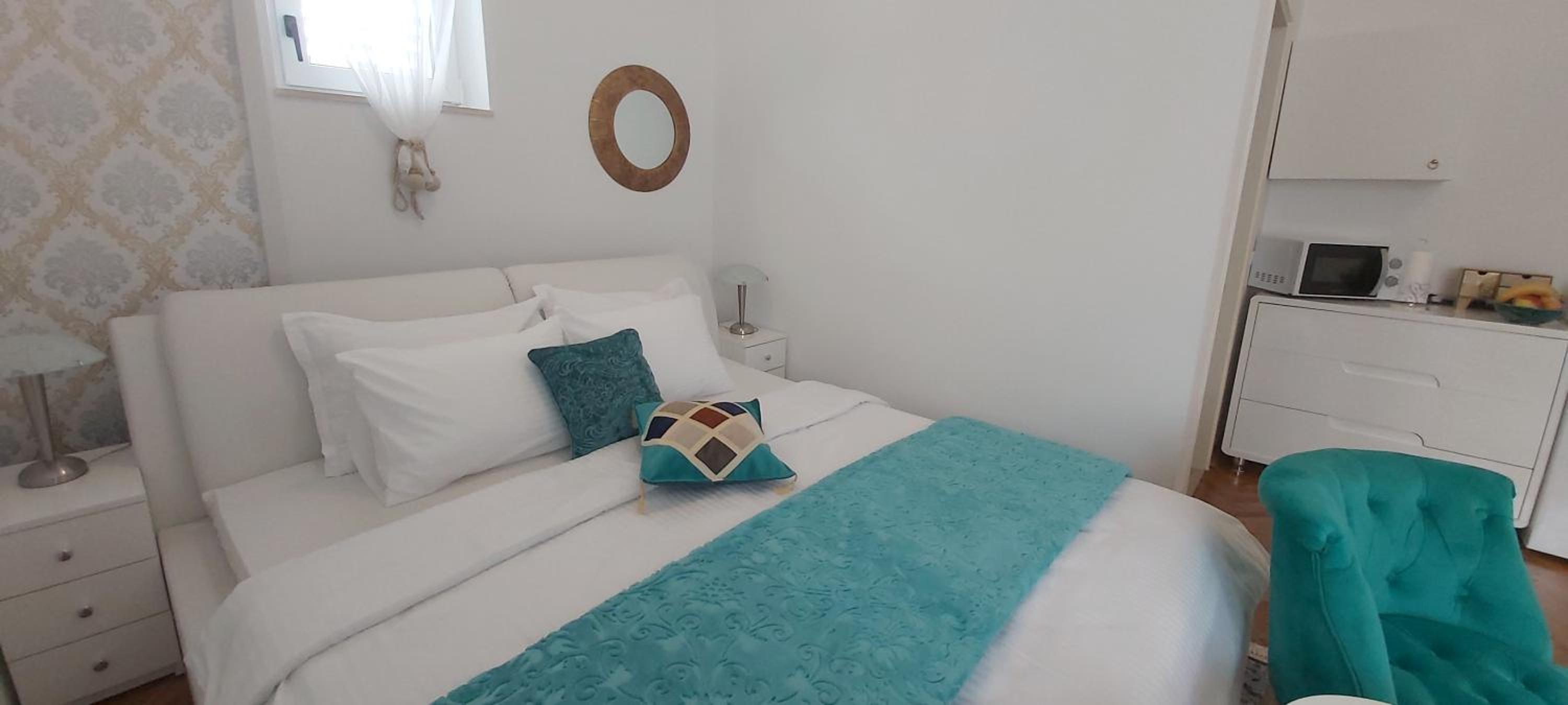 Adria Apartments and Rooms