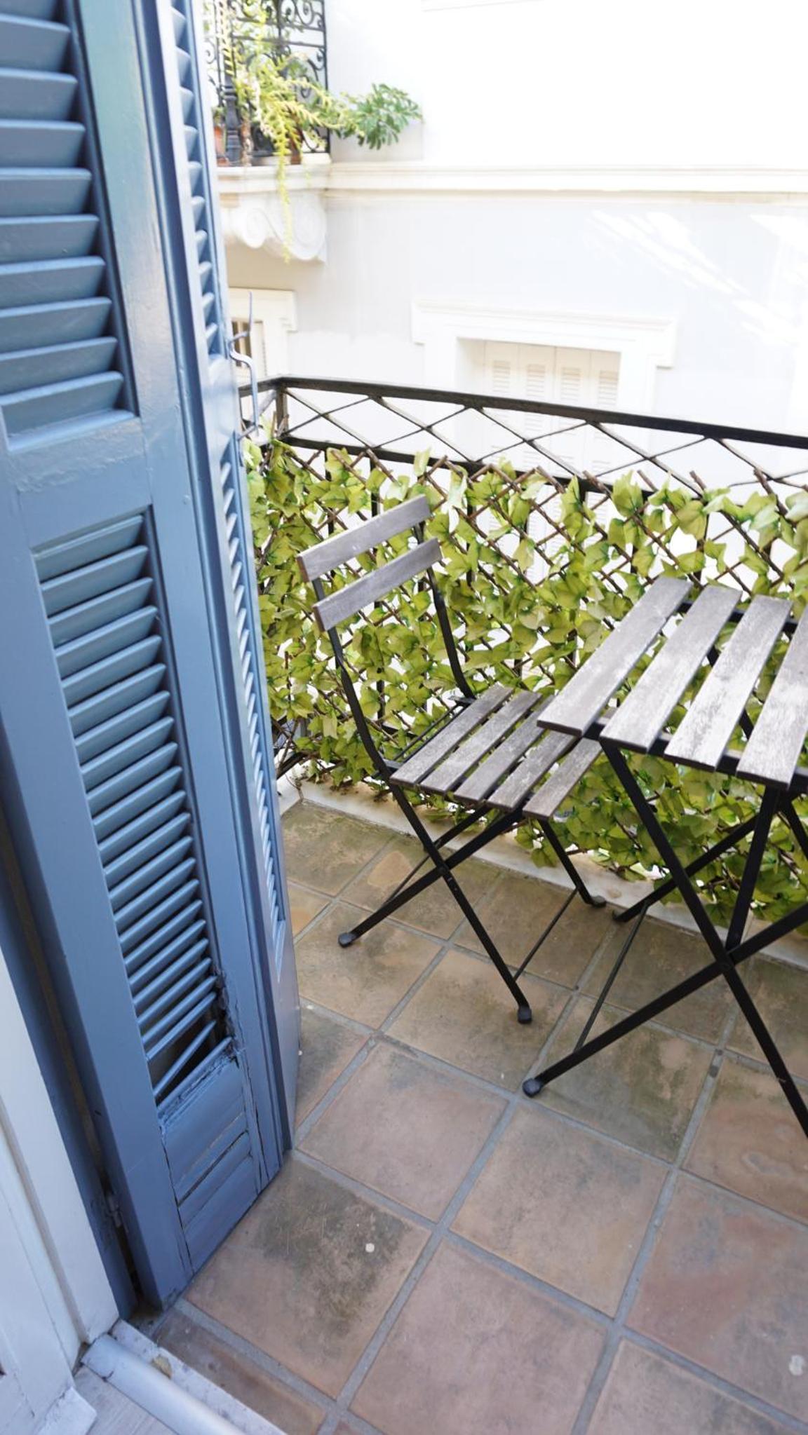 Athenian House in Plaka Villa by Athenian Homes