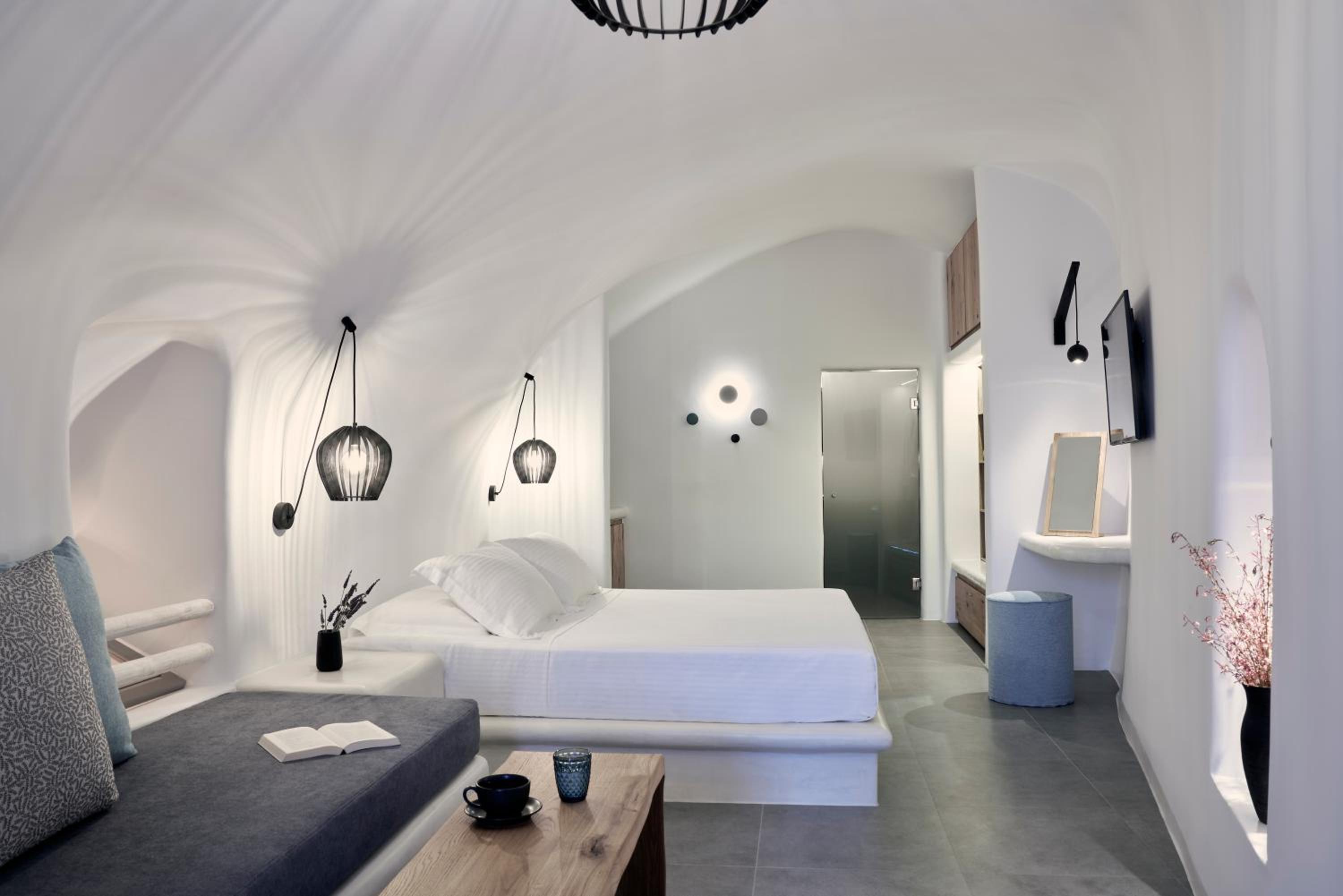 Alisaris Cave Suites photo 5