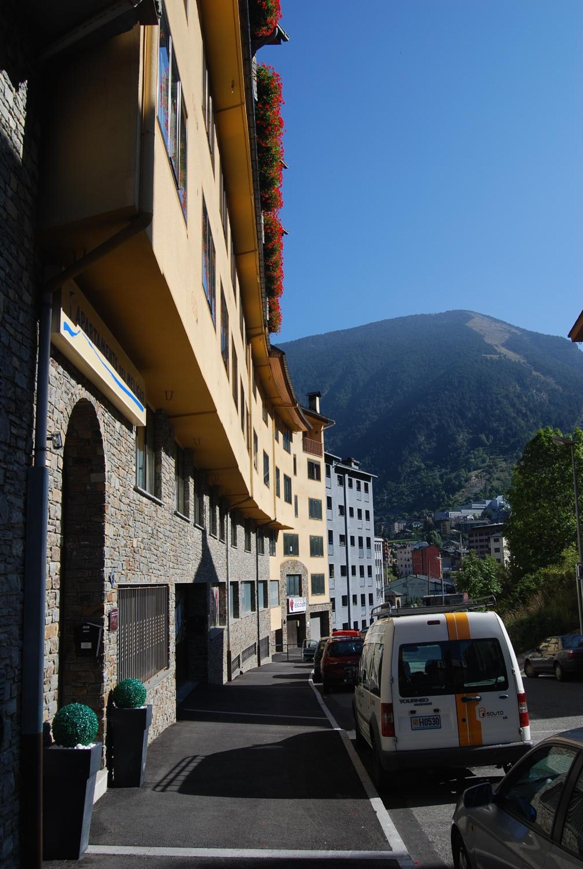 Apartaments Del Meligar