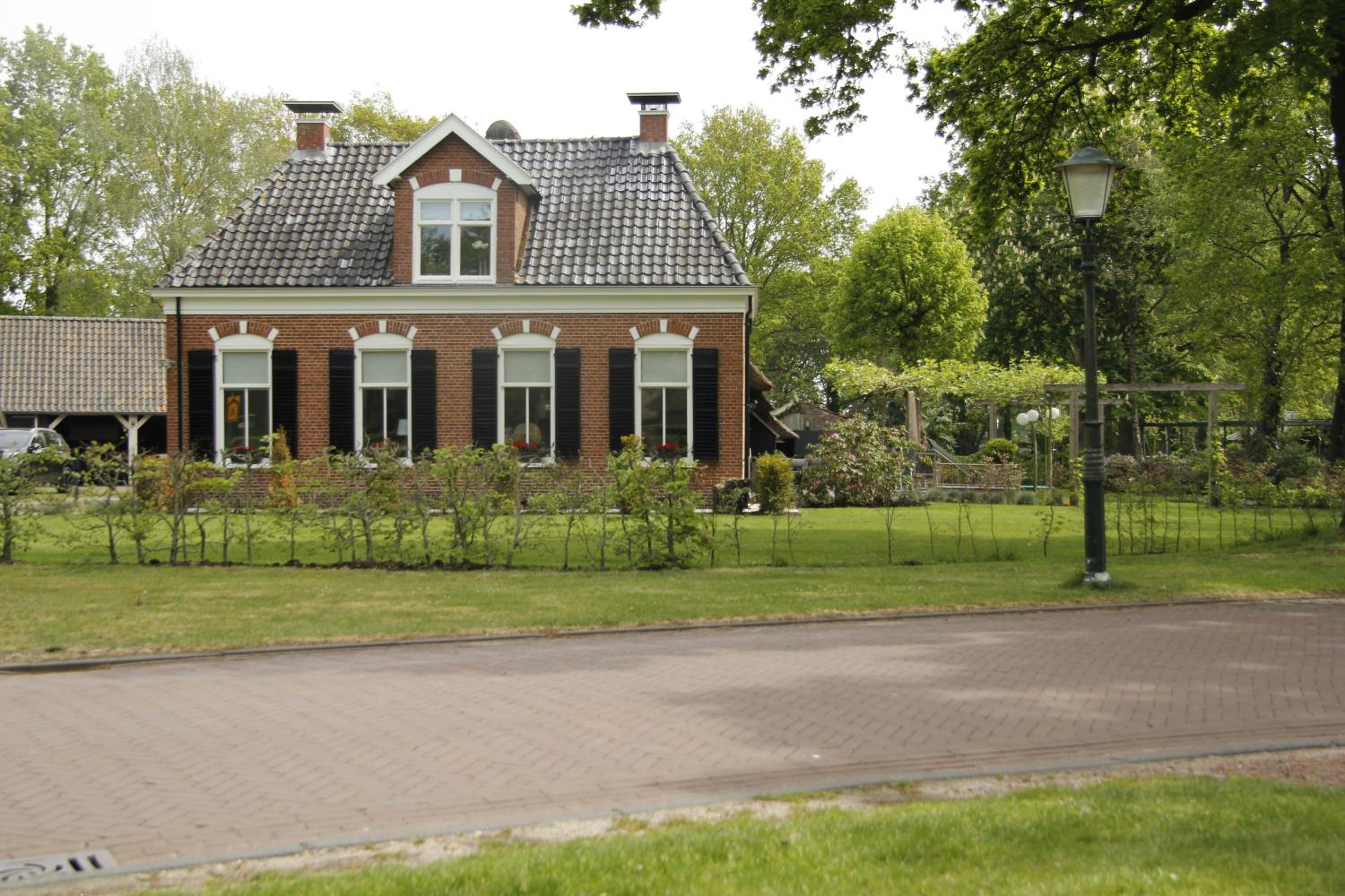 Photo 16