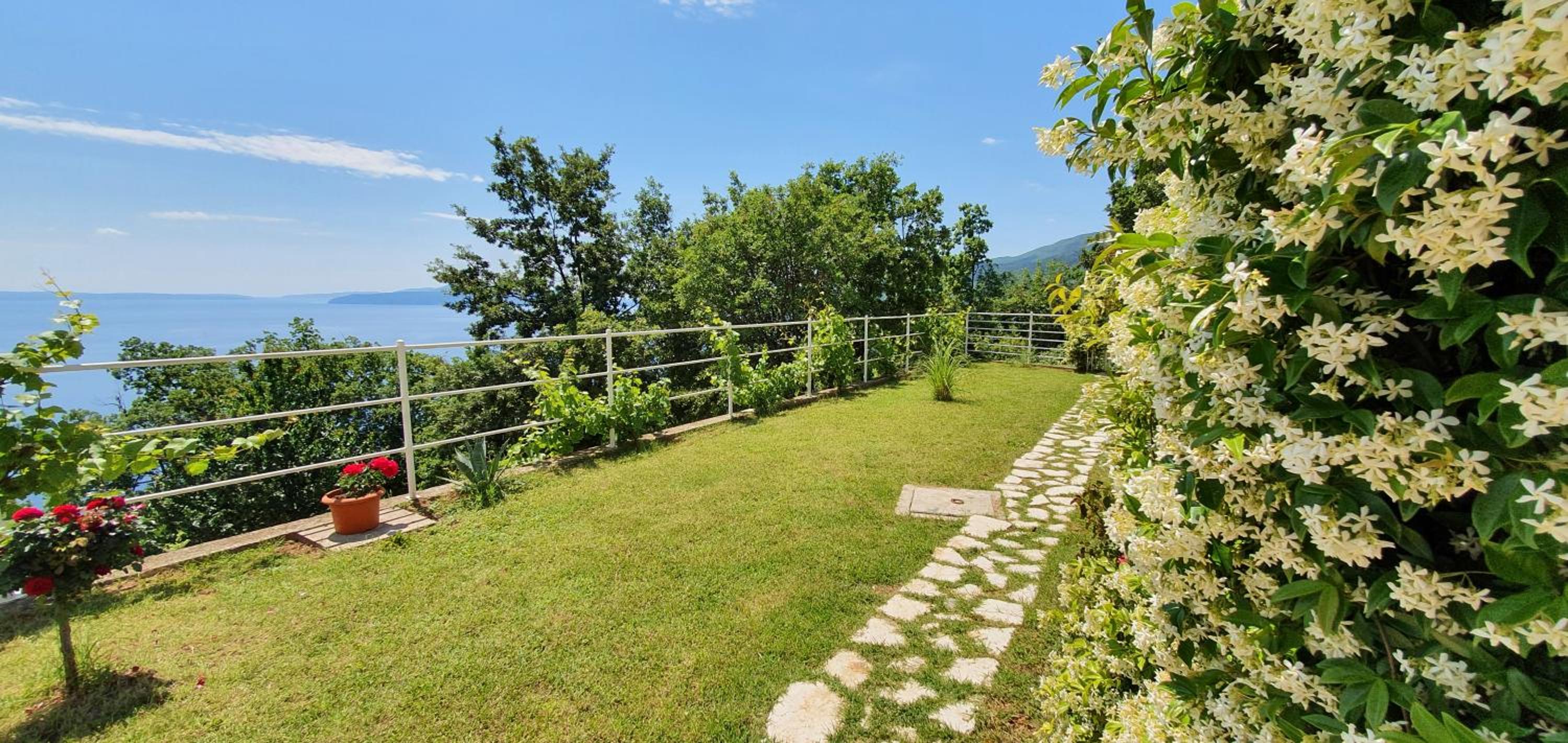 Holiday paradise Opatija view 4