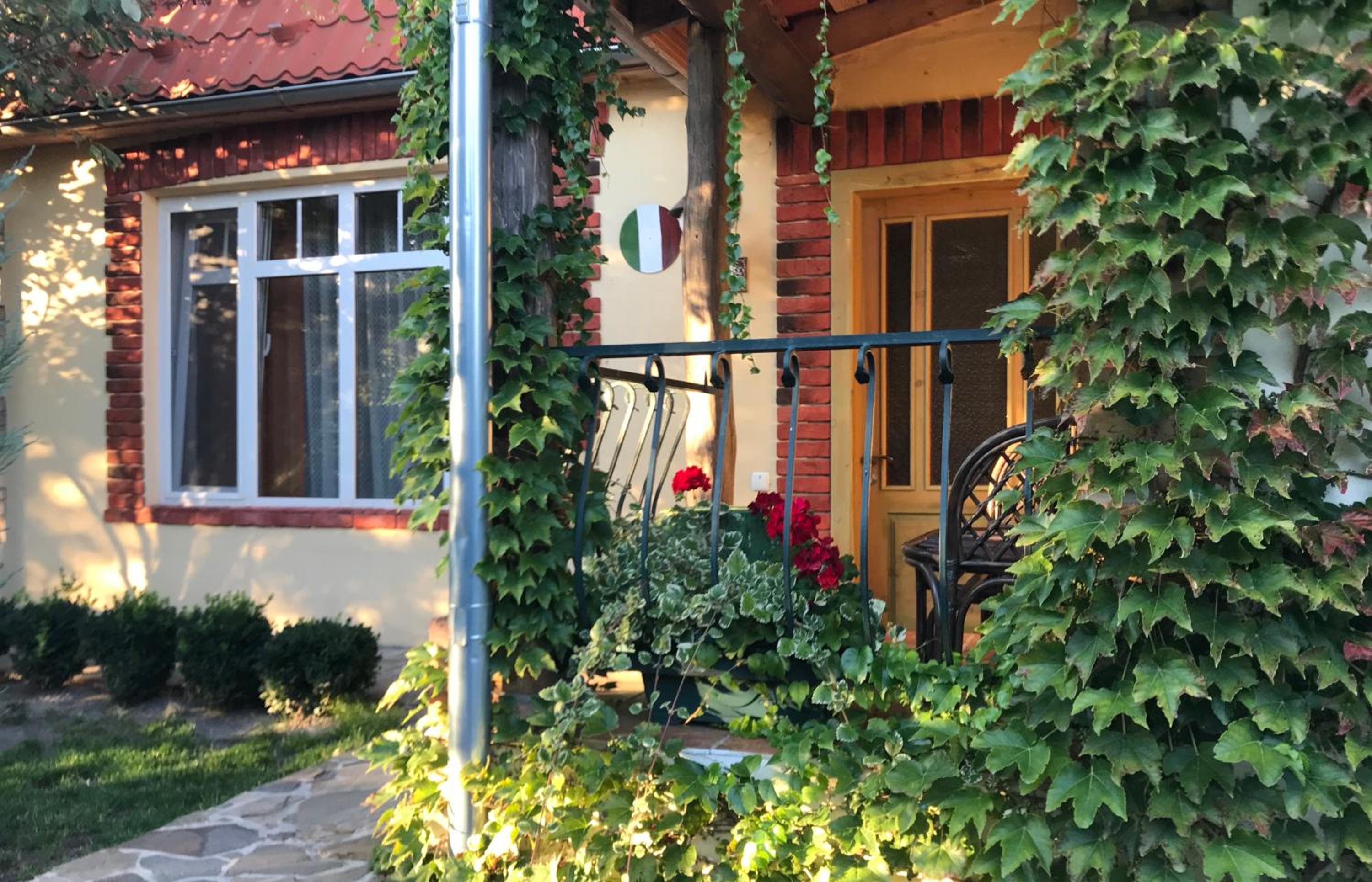 Photo 18