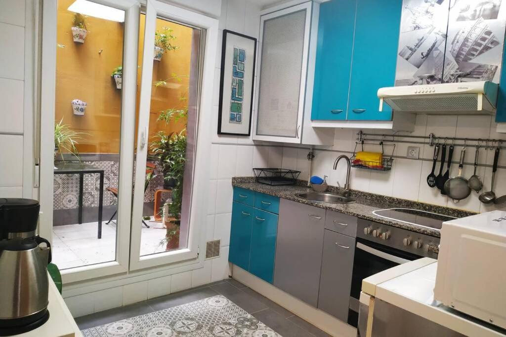 Apartamento en Cimadevilla junto al Puerto Deportivo