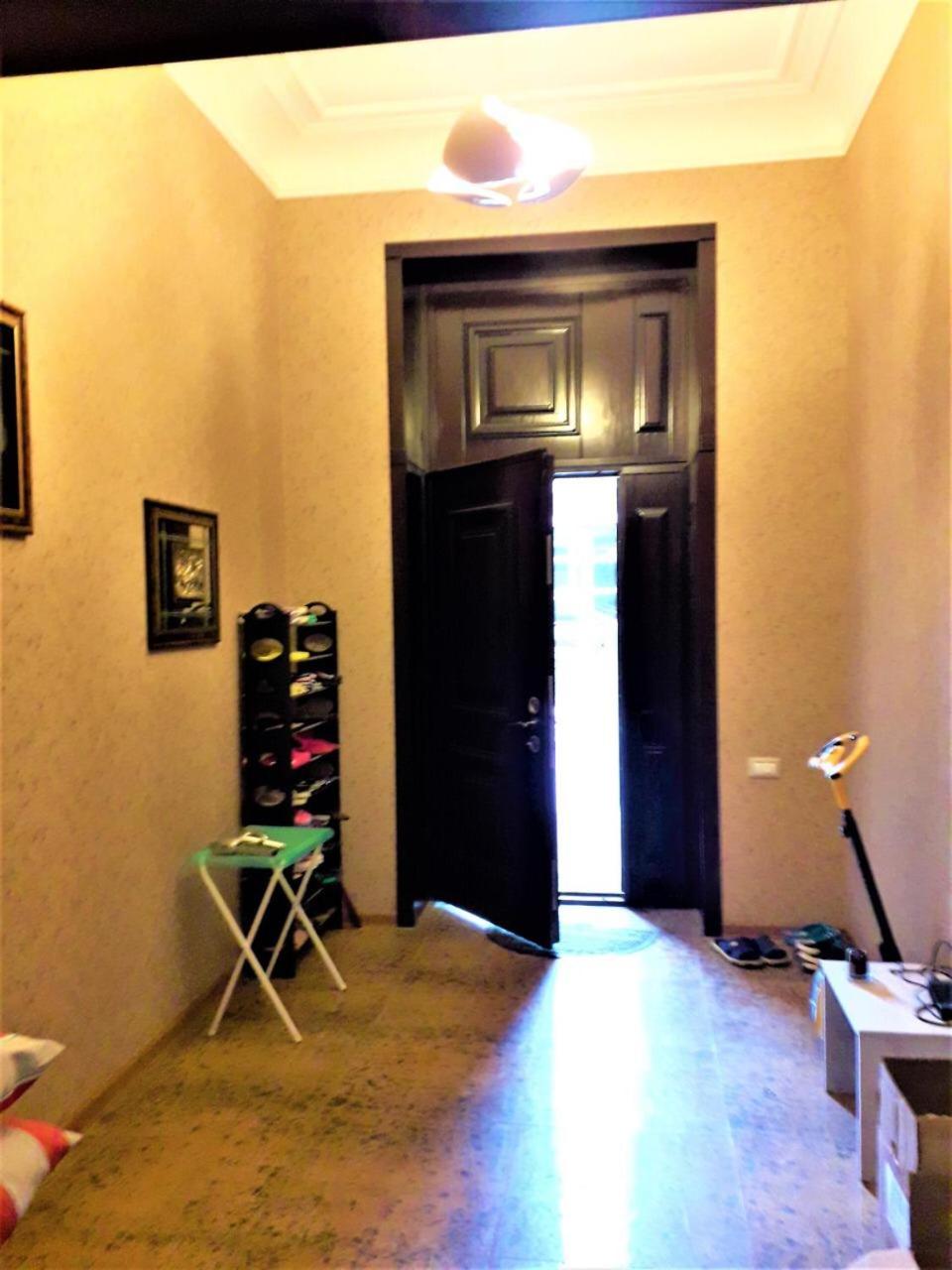 Shuvelan Cottage House