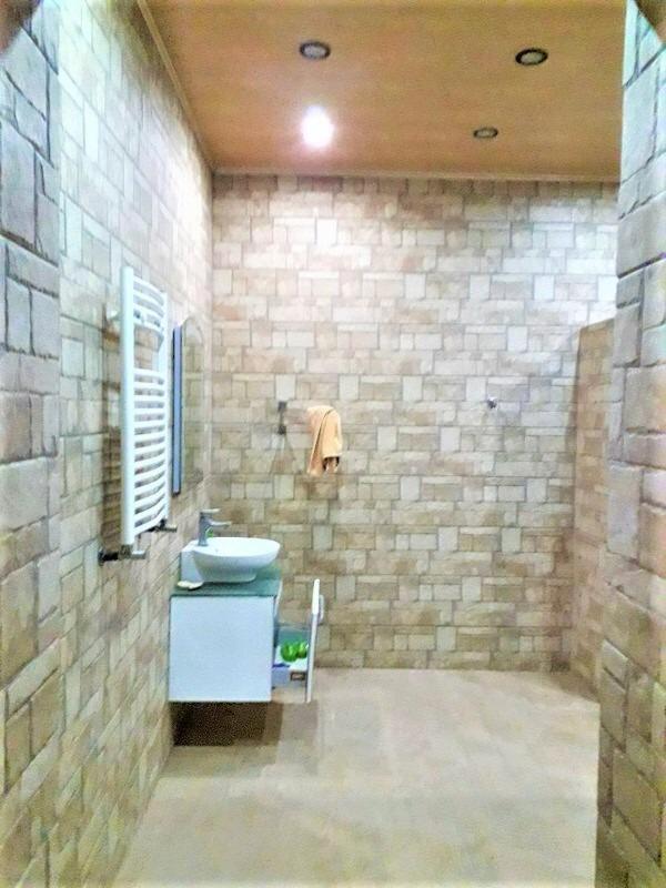 Shuvelan Cottage House