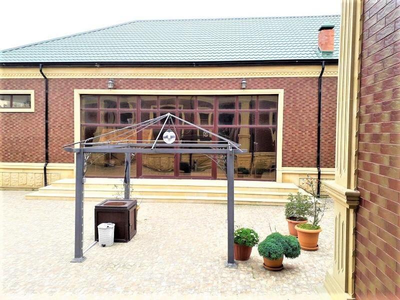 Shuvelan Cottage House