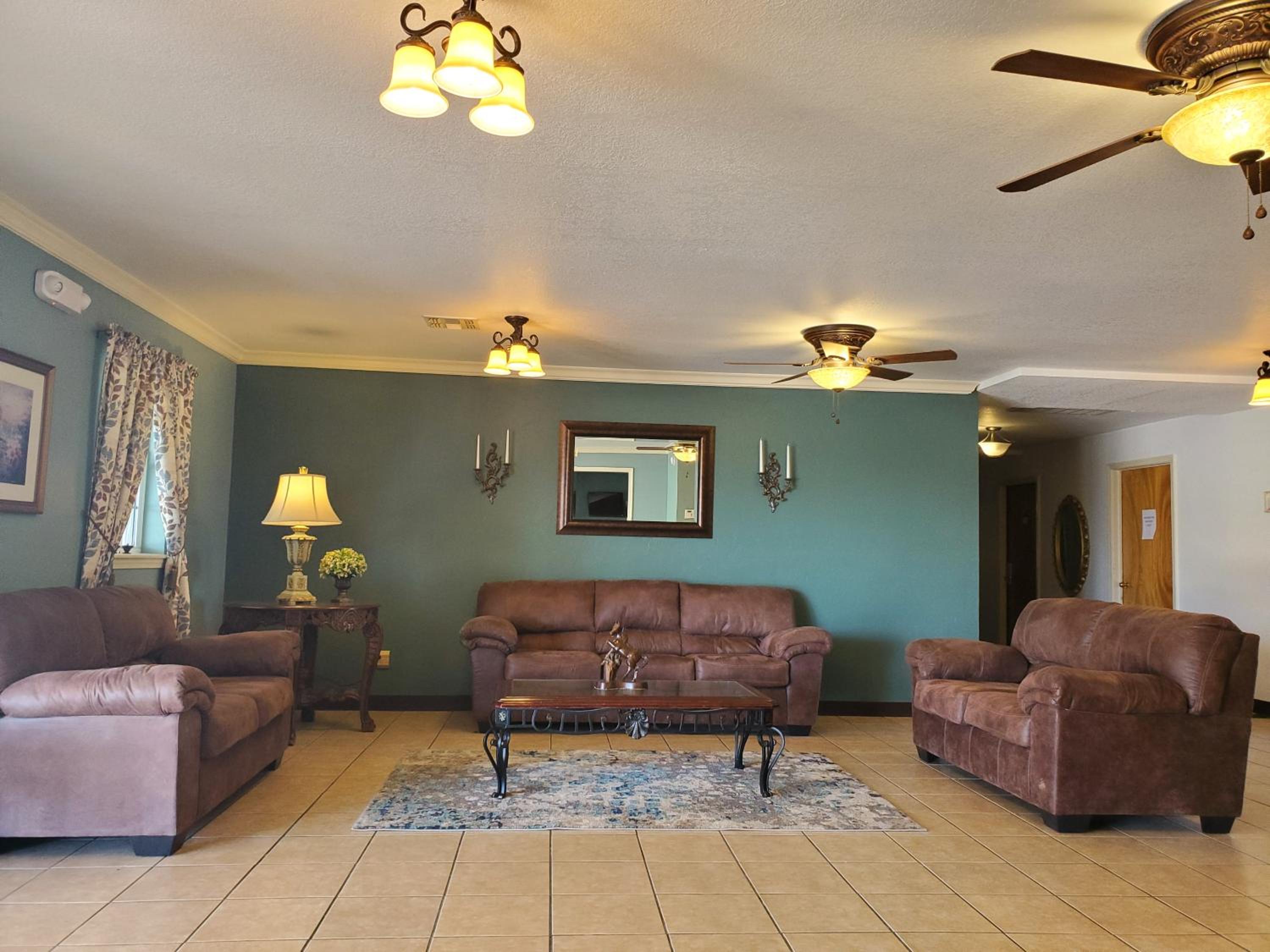 Candlelight Inn & Suites Hwy 69 near McAlester