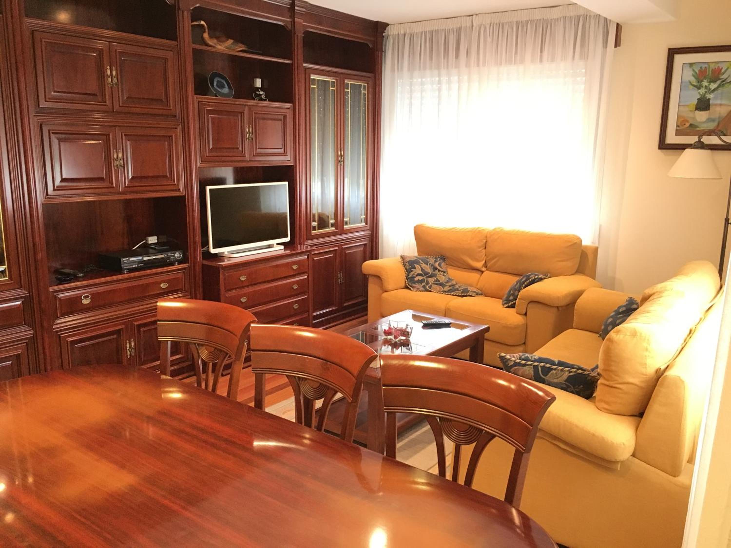 Casa CAMPELO- APTO Playa de Rodeira CANGAS - Garaje y WiFi gratis view 3