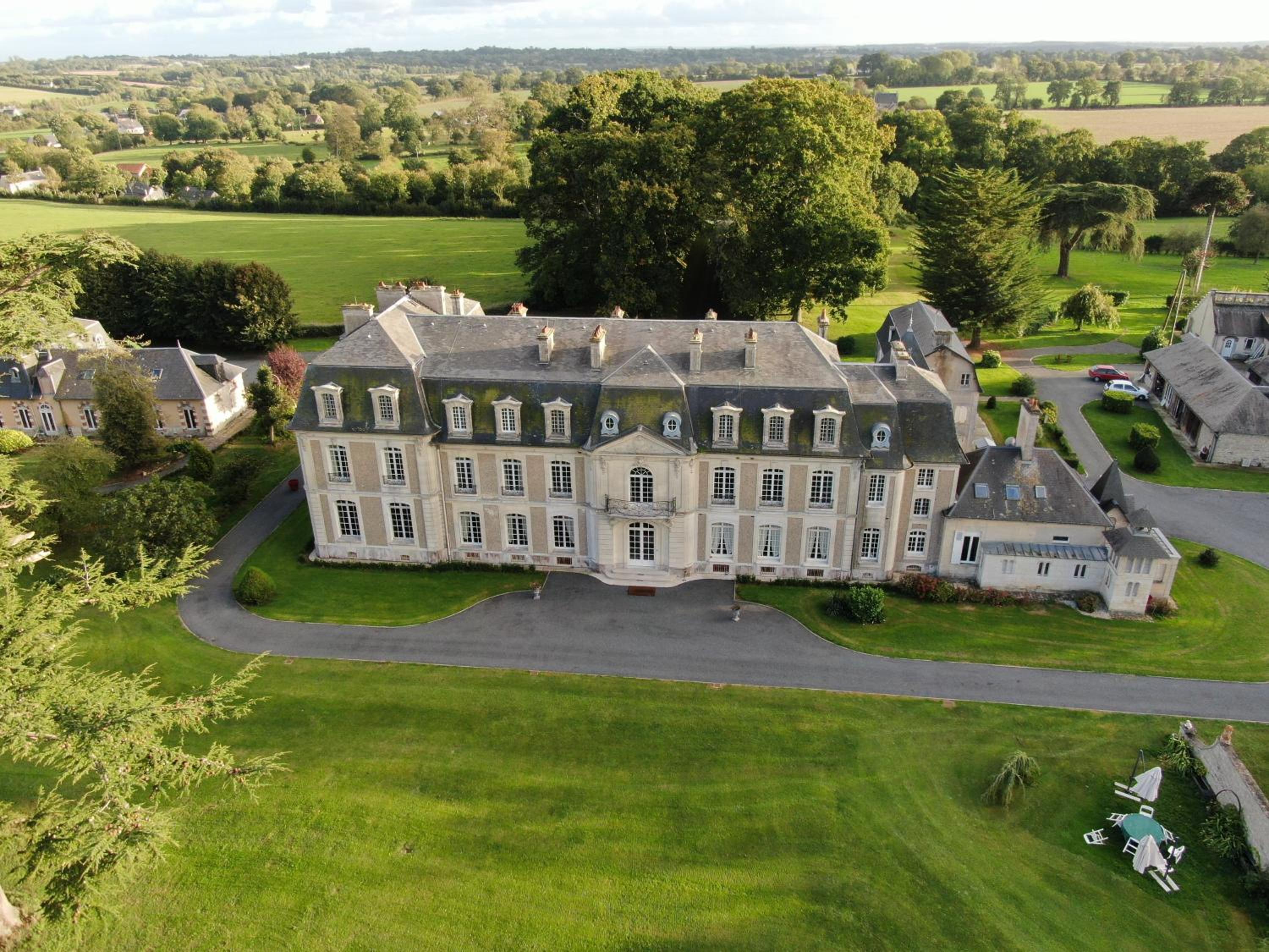 Chateau des Monts